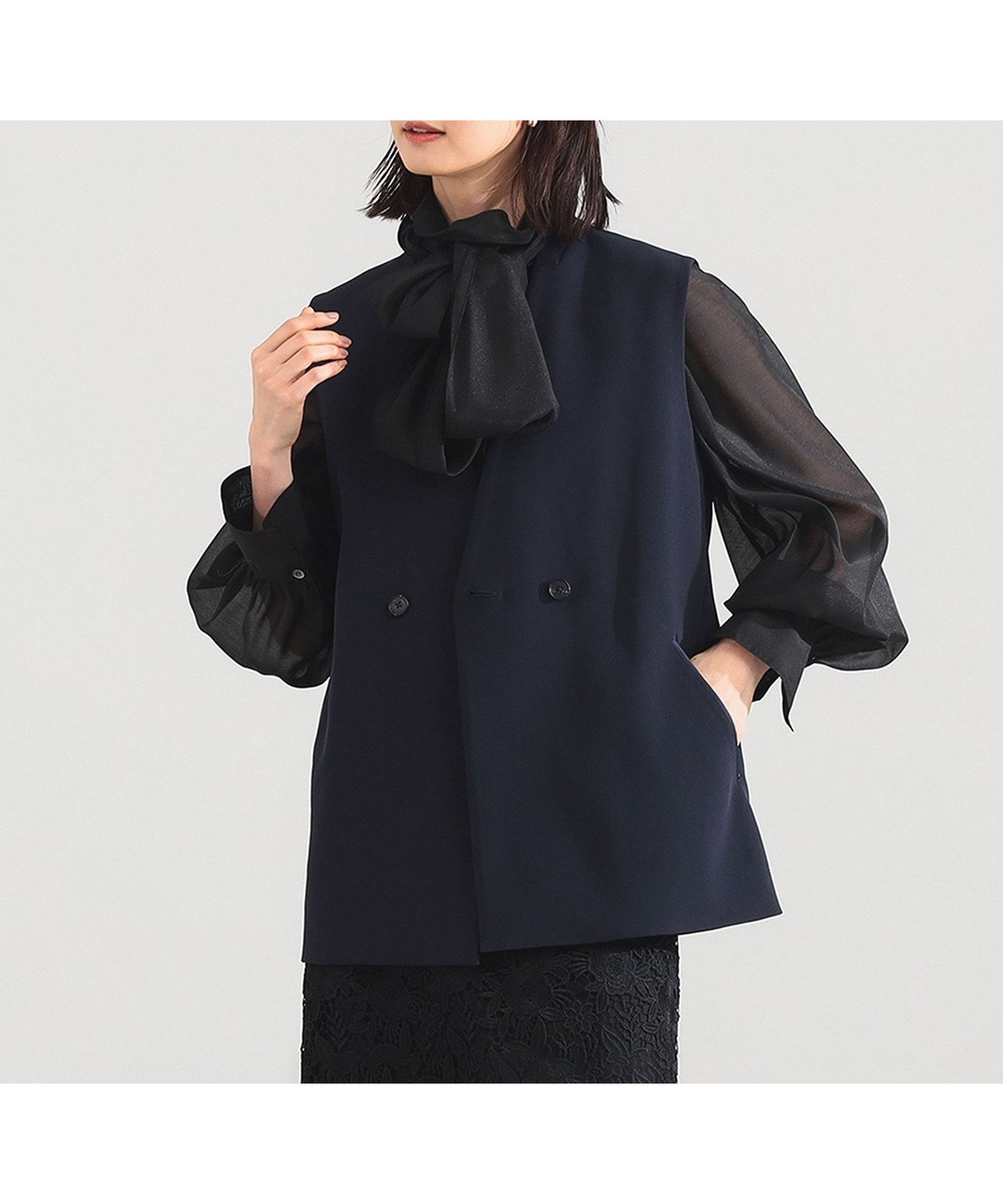 【デミルクス ビームス/Demi-Luxe BEAMS】のラペルレス 2ボタン ジレ ビームスセレモニー2026 入学式 卒業式 入園式 卒園式 フォーマル 保護者会 面接 式典 七五三 インテリア・キッズ・メンズ・レディースファッション・服の通販 founy(ファニー) ファッション Fashion レディースファッション Fashion for Women アウター Coat / Outerwear Collection トップス・カットソー Cut & Sew Tops ベスト&ジレ / 重ね着スタイル Vests & Gilets インナー Innerwear サテン Satin, Glossy Fabric シェイプ Shape, Slim Fit シンプル Simple, Minimal ジャケット Jacket, Outerwear セットアップ Set-Up, Coordinated Outfit デニム Denim, Jeans Material フォーマル Formal, Dressy フロント Front, Front Design ポケット Pocket, Pocket Detail エレガント 上品 Elegant 入学式 Entrance Ceremony 卒業式 Graduation Ceremony NAVY|ID: prp329100004815411 ipo3291000000034975492