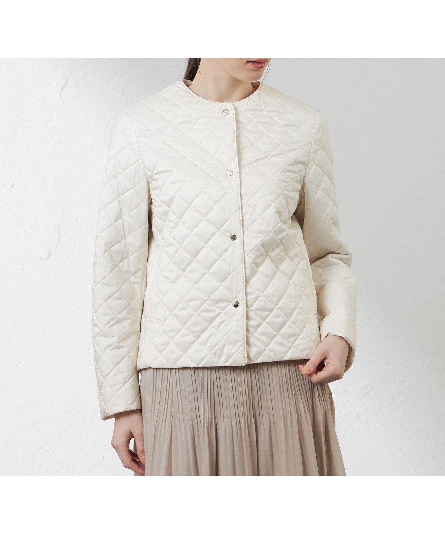 【アマカ/AMACA】のダイヤキルトノーカラージャケット 人気、トレンドファッション・服の通販 founy(ファニー) ファッション Fashion レディースファッション Fashion for Women アウター Coat / Outerwear Collection レディースジャケット・軽アウター Jackets ノーカラージャケット / シンプル上品コーデ Collarless Jackets キルティング Quilted, Quilting ショート Short, Short Length ジャケット Jacket, Outerwear ドット Polka Dot, Dot Pattern バランス Balance, Style Balance フロント Front, Front Design 春 Spring other-1|ID: prp329100004815520 ipo3291000000034976368