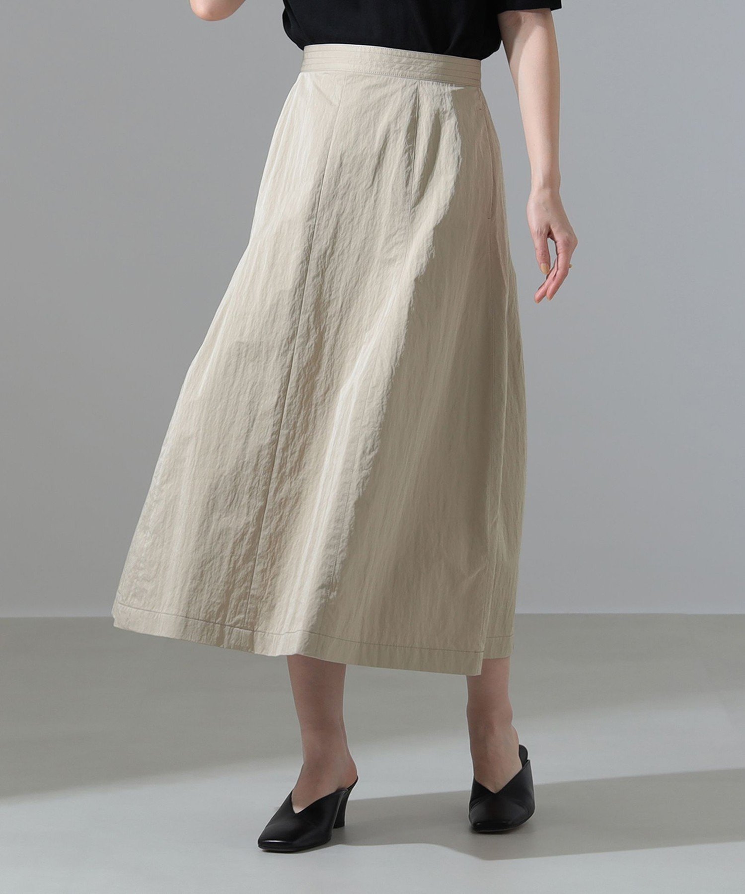 【ビームス ウイメン/BEAMS】のシャイニー ベルフレア スカート インテリア・キッズ・メンズ・レディースファッション・服の通販 founy(ファニー) 　ファッション　Fashion　レディースファッション　Fashion for Women　スカート　Skirts　Aライン・フレアスカート　A-Line & Flared Skirts　エレガント 上品　Elegant　コンパクト　Compact, Small Size　シャイニー　Shiny, Glossy Finish　ジャケット　Jacket, Outerwear　ツイル　Twist, Twisted Detail　バランス　Balance, Style Balance　フレア　Flare, Flared　BEIGE|ID: prp329100004815528 ipo3291000000034976424