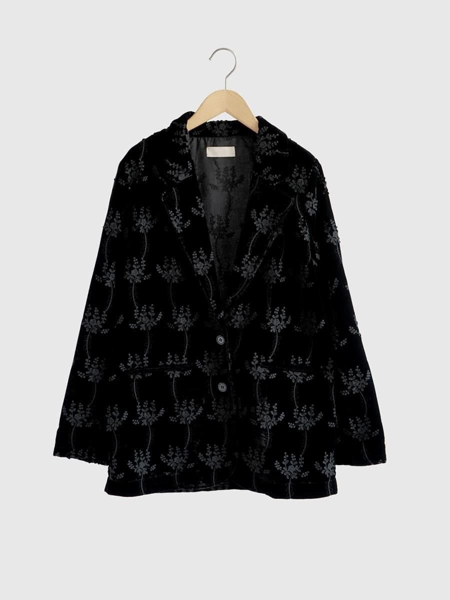 【ヴァン/Vin】のフラワー刺繍ベロアテーラードジャケット 人気、トレンドファッション・服の通販 founy(ファニー) 　ファッション　Fashion　レディースファッション　Fashion for Women　アウター　Coat / Outerwear Collection　レディースジャケット・軽アウター　Jackets　テーラードジャケット / 通勤・きれいめスタイル　Tailored Jackets & Blazers　おすすめ　Recommended / Our Picks　エレガント 上品　Elegant　カットソー　Cut and Sewn Top　セットアップ　Set-Up, Coordinated Outfit　デニム　Denim, Jeans Material　トレンド　Trend, Trending Now　フェミニン　Feminine, Girly　フラワー　Flower, Floral　ベロア　Velour, Soft Velvet　冬　Winter / This Winter　 other-1|ID: prp329100004815545 ipo3291000000034976616