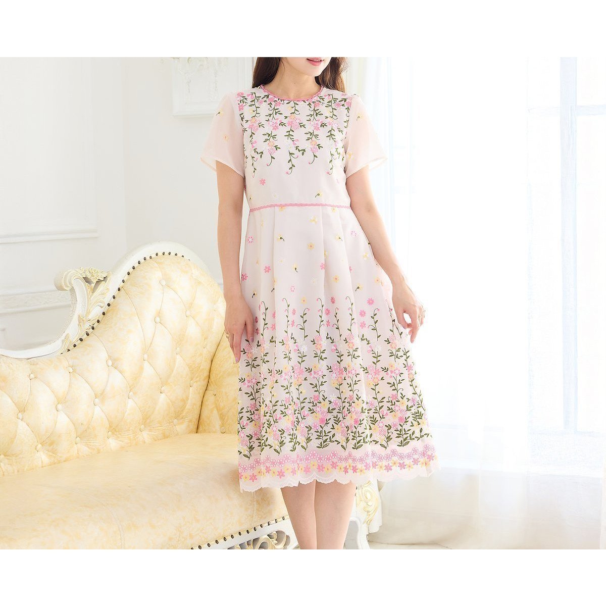 【ローズティアラ/Rose Tiara】のオーガンジー吹上刺繍ワンピース 人気、トレンドファッション・服の通販 founy(ファニー) 　ファッション　Fashion　レディースファッション　Fashion for Women　ワンピース　Dresses　オーガンジー　Organza Fabric　カーディガン　Cardigan, Knitwear　フラワー　Flower, Floral　ポケット　Pocket, Pocket Detail　リボン　Ribbon, Bow　レース　Lace, Lace Fabric　エレガント 上品　Elegant　 other-1|ID: prp329100004815602 ipo3291000000034977082