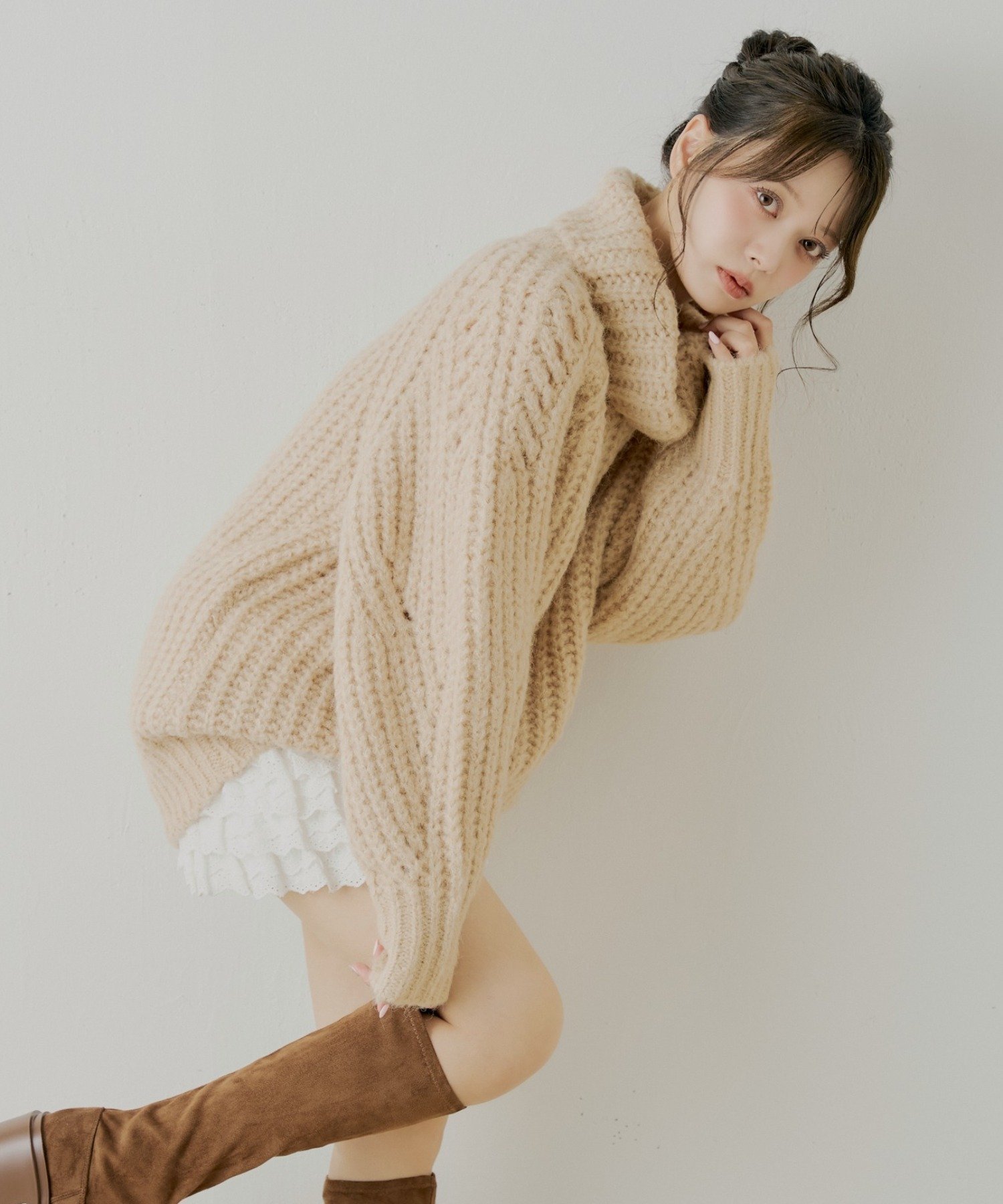 【パルグループ/PAL GROUP】の【Chico】タートルルーズニットワンピース インテリア・キッズ・メンズ・レディースファッション・服の通販 founy(ファニー) 　ファッション　Fashion　レディースファッション　Fashion for Women　ワンピース　Dresses　ニットワンピース　Knit Dresses　タートルネック　Turtleneck, High Neck　トレンド　Trend, Trending Now　ロング　Long, Long-Length　おすすめ　Recommended / Our Picks　ベージュ|ID: prp329100004815644 ipo3291000000034977316