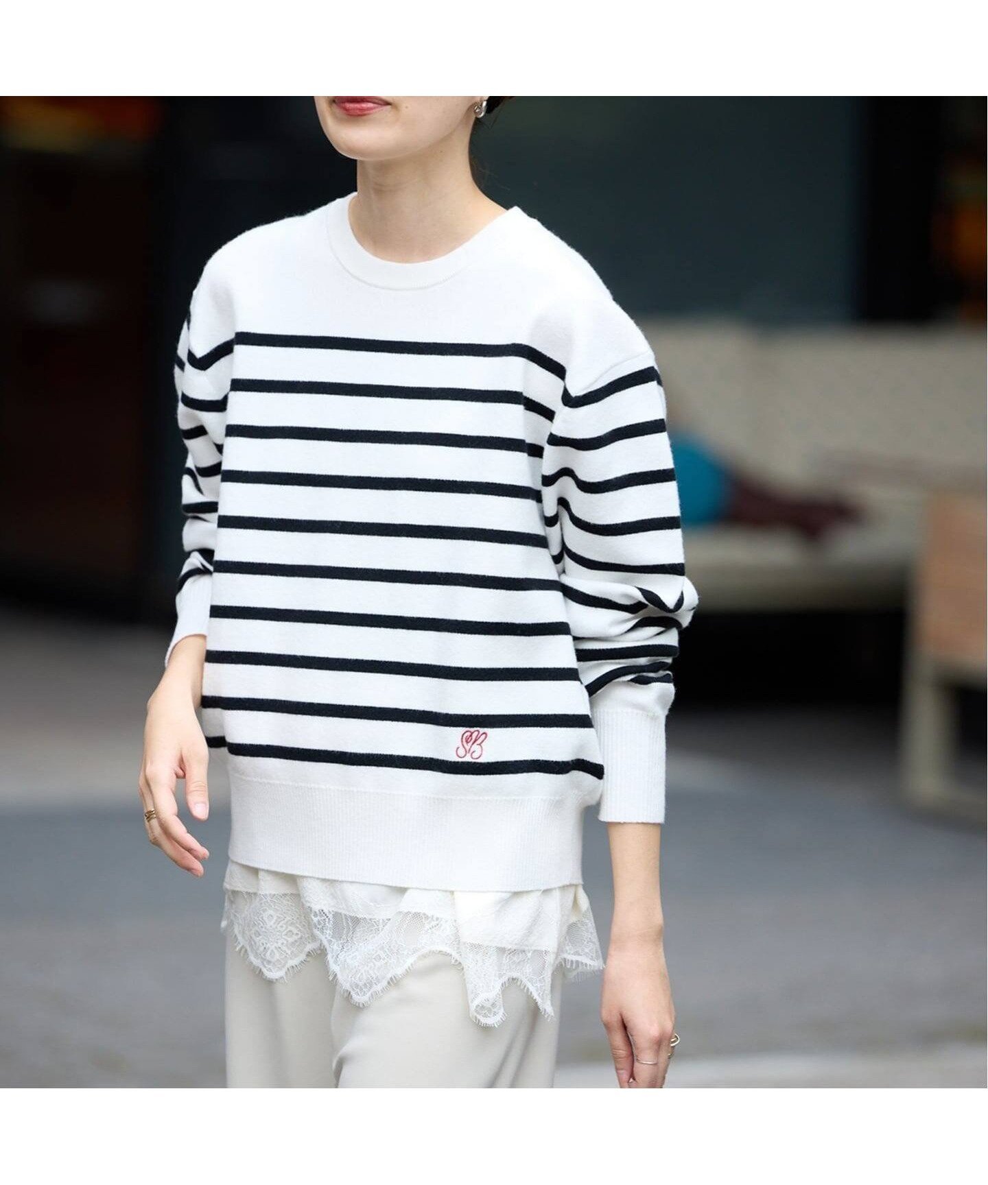 【スローブ イエナ/SLOBE IENA】のパネルボーダーニット インテリア・キッズ・メンズ・レディースファッション・服の通販 founy(ファニー) ファッション Fashion レディースファッション Fashion for Women トップス・カットソー Cut & Sew Tops ニット Knit Tops & Sweaters 2025年 2025 2025-2026秋冬・A/W Autumn/Winter 2025–26 AW25–26 おすすめ Recommended / Our Picks インナー Innerwear フレア Flare, Flared ボーダー Border, Stripe モノトーン Monotone, Black and White レース Lace, Lace Fabric エレガント 上品 Elegant 冬 Winter / This Winter 洗える Machine Washable ホワイト|ID: prp329100004815656 ipo3291000000034977448