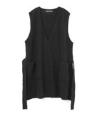 【マーコート/MARcourt】のmizuiro ind ベルト付きVネックジレ 人気、トレンドファッション・服の通販 founy(ファニー) ファッション Fashion レディースファッション Fashion for Women アウター Coat / Outerwear Collection トップス・カットソー Cut & Sew Tops ベスト&ジレ / 重ね着スタイル Vests & Gilets Vネックトップス V-Neck Tops / V-Cut Neckline Shirts ベルト&ウエストマーク Belts & Waist Accessories ノースリーブ Sleeveless, No-Sleeve ポケット Pocket, Pocket Detail 冬 Winter / This Winter 無地 Plain, Solid Color thumbnail ブラック|ID: prp329100004815697 ipo3291000000034977866
