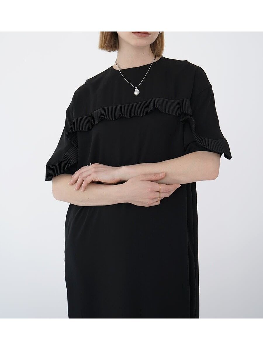 【ラシュッド/LASUD】のプリーツフロントフリルワンピース 人気、トレンドファッション・服の通販 founy(ファニー) 　ファッション　Fashion　レディースファッション　Fashion for Women　ワンピース　Dresses　今季　This Season, Current Season　ドレープ　Drape, Draping Fabric　バランス　Balance, Style Balance　フリル　Frill, Ruffle　フロント　Front, Front Design　プリーツ　Pleats, Pleated　エレガント 上品　Elegant　 other-1|ID: prp329100004815700 ipo3291000000034977892