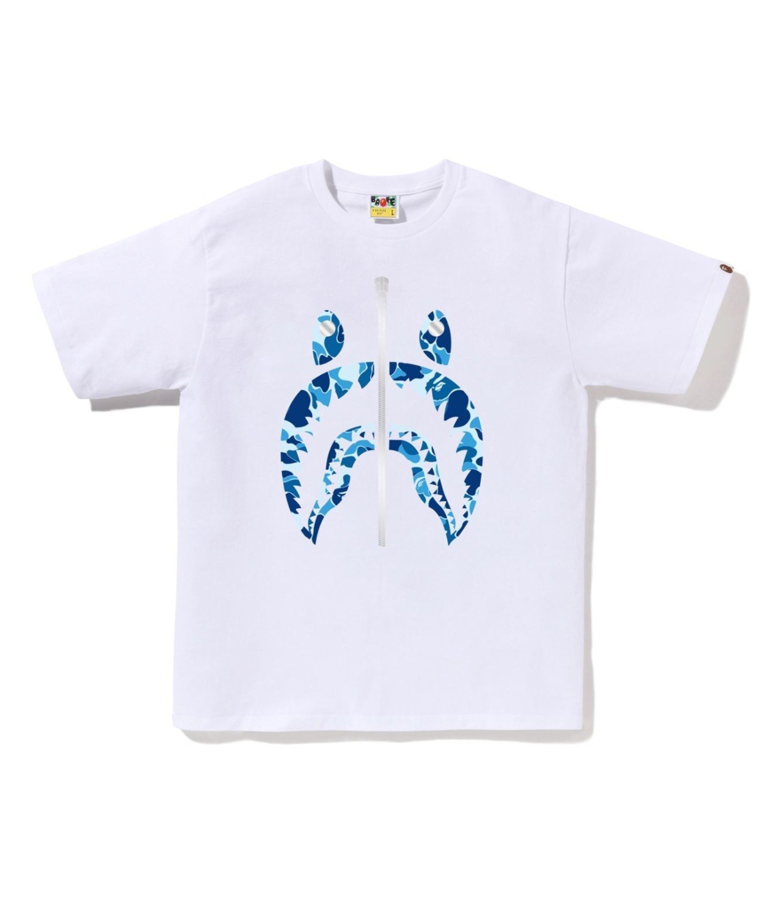 【ア ベイシング エイプ/A BATHING APE】のABC CAMO SHARK TEE インテリア・キッズ・メンズ・レディースファッション・服の通販 founy(ファニー) 　ファッション　Fashion　レディースファッション　Fashion for Women　インナー　Innerwear　ショート　Short, Short Length　スリーブ　Sleeve, Long Sleeve / Short Sleeve　フロント　Front, Front Design　プリント　Print, Printed Pattern　モチーフ　Motif, Design Theme　ラバー　Rubber, Rubber Sole　WHxBL|ID: prp329100004815787 ipo3291000000034979010