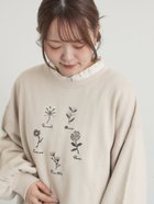【サマンサモスモス/Samansa Mos2】のクロスステッチフラワー刺繍スウェット 人気、トレンドファッション・服の通販 founy(ファニー) ファッション Fashion レディースファッション Fashion for Women トップス・カットソー Cut & Sew Tops レディースパーカー・カジュアルフーディー Casual Hoodies & Sweatshirts スウェット・クルーネックトップス Sweatshirts & Crewnecks / Relaxed Fit Sweat Tops スウェット / スエット Sweatshirt, Sweatwear デニム Denim, Jeans Material フラワー Flower, Floral リラックス Relax, Relaxed Fit ロング Long, Long-Length thumbnail キナリ|ID: prp329100004815797 ipo3291000000034979081