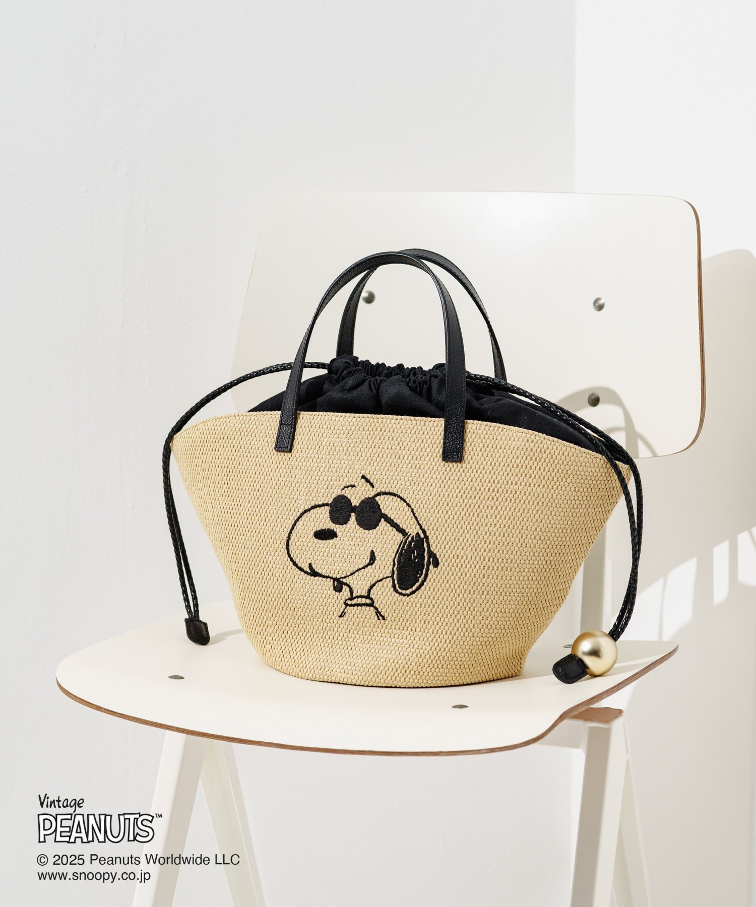 【ラシット/russet】の【PEANUTS×russetコラボ第二弾】カゴトートバッグ小 インテリア・キッズ・メンズ・レディースファッション・服の通販 founy(ファニー) 　ファッション　Fashion　レディースファッション　Fashion for Women　バッグ　Bags　クール　Cool, Chic　コラボ　Collaboration, Collab　傘　Umbrella, Parasol　巾着　Drawstring Bag, Kinchaku　軽量　Lightweight, Ultra Light　サングラス　Sunglasses, Shades　シンプル　Simple, Minimal　スマート　Smart, Elegant　財布　Wallet, Purse　人気　Popular, Best Seller　ハンカチ　Handkerchief, Hanky　ポケット　Pocket, Pocket Detail　ポーチ　Pouch, Small Case　リゾート　Resort, Vacation Style　日本製　Made In Japan　夏　Summer　アイボリー|ID: prp329100004816458 ipo3291000000034984420