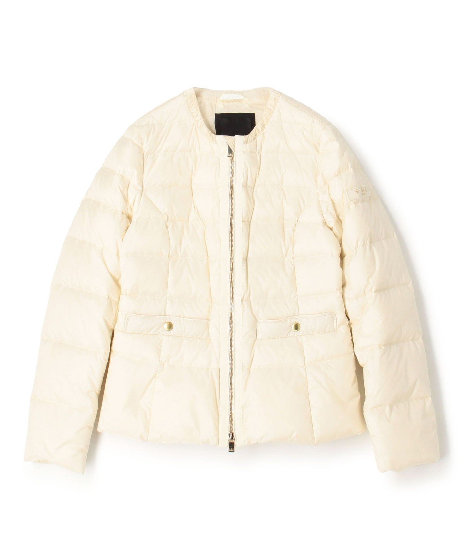 【トゥモローランド/TOMORROWLAND】の【別注】TATRAS GILDA ショートダウンジャケット インテリア・キッズ・メンズ・レディースファッション・服の通販 founy(ファニー) 　ファッション　Fashion　レディースファッション　Fashion for Women　アウター　Coat / Outerwear Collection　レディースジャケット・軽アウター　Jackets　おすすめ　Recommended / Our Picks　イタリア　Italy　ギャザー　Gathered, Ruffled　クラシック　Classic, Timeless Style　ショート　Short, Short Length　ジャケット　Jacket, Outerwear　スタイリッシュ　Stylish, Fashionable　ダウン　Down, Puffer　ドット　Polka Dot, Dot Pattern　フロント　Front, Front Design　ポケット　Pocket, Pocket Detail　ミラノ　Milano Style, Italian-Inspired　メタル　Metal, Metal Parts　別注　Limited Edition, Custom Order　11 ホワイト|ID: prp329100004816515 ipo3291000000034984935