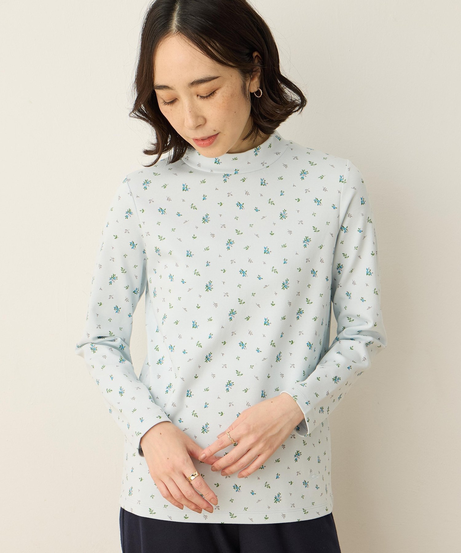 【デコイ/DECOY Since1981】のスムースプリントプルオーバー インテリア・キッズ・メンズ・レディースファッション・服の通販 founy(ファニー) 　ファッション　Fashion　レディースファッション　Fashion for Women　トップス・カットソー　Cut & Sew Tops　カジュアルプルオーバー・ニットトップス　Pullovers & Knit Tops / Casual Pullovers　インナー　Innerwear　カーディガン　Cardigan, Knitwear　ハイネック　High Neck, Mock Neck　フェミニン　Feminine, Girly　エレガント 上品　Elegant　ブルー|ID: prp329100004816530 ipo3291000000034985080