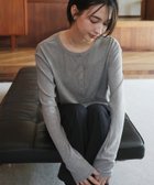 【アンドミー/andme】のテレコリブ ヘンリーネック 長袖 Tシャツ evernavy エバーネイビー 人気、トレンドファッション・服の通販 founy(ファニー) ファッション Fashion レディースファッション Fashion for Women トップス・カットソー Cut & Sew Tops シャツ・ブラウス・オフィスカジュアル Elegant Blouses & Button-Ups ロングTシャツ・Tシャツ Longline T-Shirts & Tees アクリル Acrylic Material インナー Innerwear ストレッチ Stretch, Stretchy Fabric デコルテ Décolleté, Neckline 人気 Popular, Best Seller 長袖 Long Sleeve, Full Sleeve ベーシック Basic, Essential エレガント 上品 Elegant thumbnail グレー|ID: prp329100004816536 ipo3291000000034985108