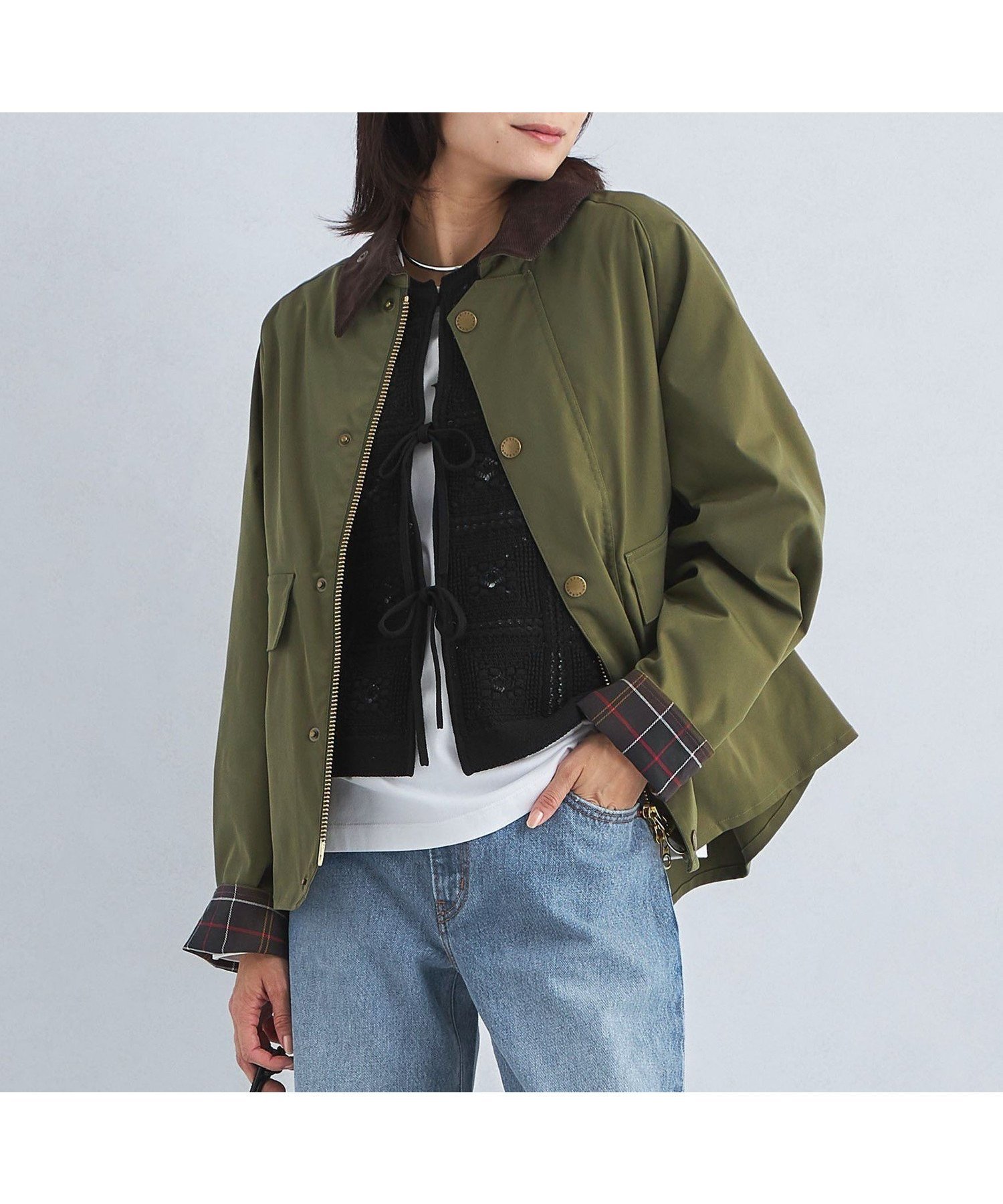 【ユナイテッドアローズ/UNITED ARROWS】の【別注】 Barbour TRANSPORT トランスポート ジャケット インテリア・キッズ・メンズ・レディースファッション・服の通販 founy(ファニー) 　ファッション　Fashion　レディースファッション　Fashion for Women　アウター　Coat / Outerwear Collection　レディースジャケット・軽アウター　Jackets　アウトドア　Outdoor Clothing　春　Spring　ショート　Short, Short Length　ジャケット　Jacket, Outerwear　スリーブ　Sleeve, Long Sleeve / Short Sleeve　人気　Popular, Best Seller　フェミニン　Feminine, Girly　フラップ　Flap, Flap Pocket　プリーツ　Pleats, Pleated　ベスト　Vest, Waistcoat　ポケット　Pocket, Pocket Detail　別注　Limited Edition, Custom Order　リラックス　Relax, Relaxed Fit　レース　Lace, Lace Fabric　アウトレット　Outlet / Clearance　OLIVE|ID: prp329100004816561 ipo3291000000034985393