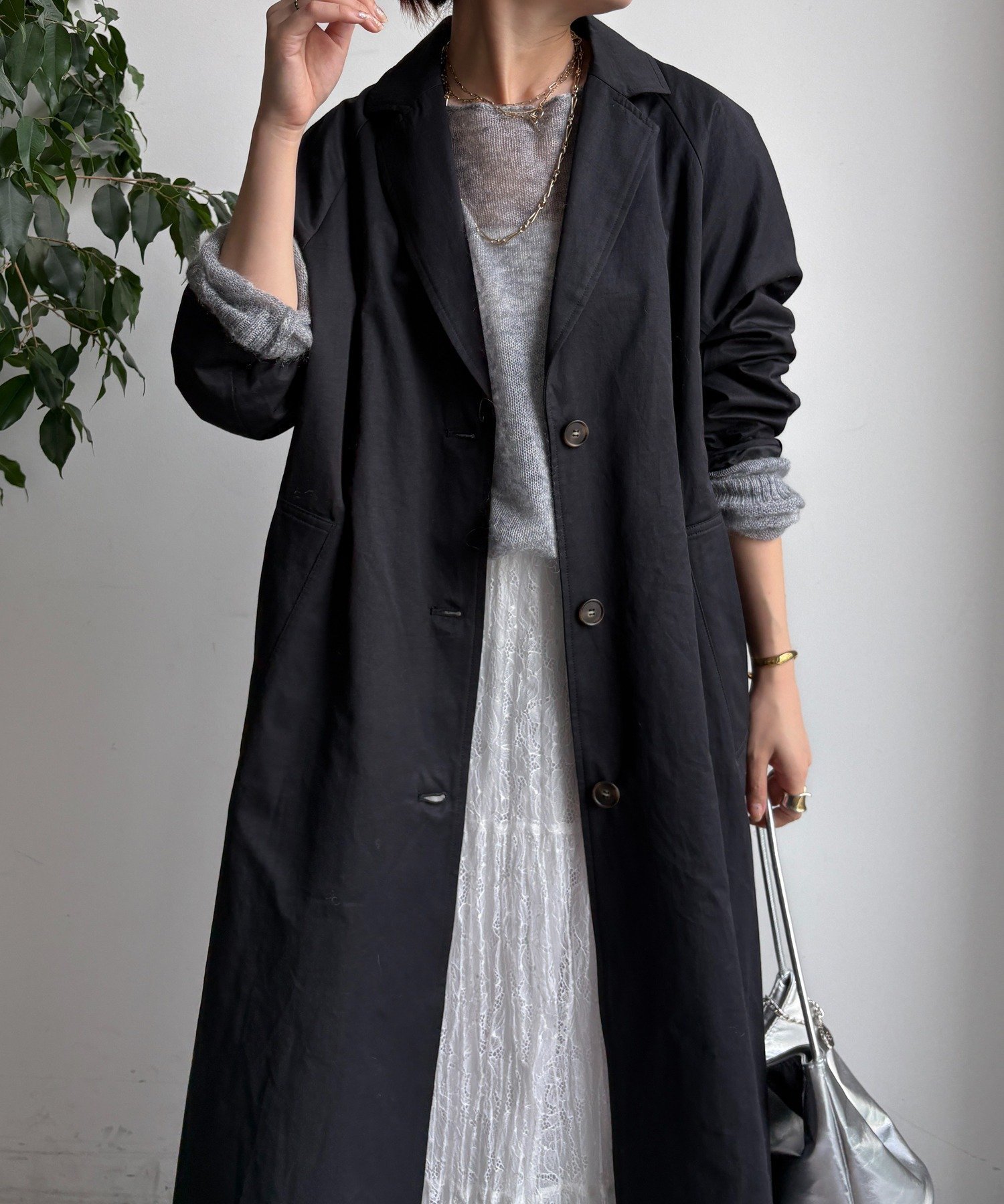 【ドゥドゥ/DouDou】のライナー付ロングトレンチコート インテリア・キッズ・メンズ・レディースファッション・服の通販 founy(ファニー) 　ファッション　Fashion　レディースファッション　Fashion for Women　アウター　Coat / Outerwear Collection　コート・ロングコート・ピーコート　Long Coats, Peacoats & More　トレンチコート / 春秋の定番アウター　Trench Coats　スマート　Smart, Elegant　雑誌　Magazine, Fashion Magazine　ベーシック　Basic, Essential　ライナー　Liner, Inner Layer　リラックス　Relax, Relaxed Fit　ロング　Long, Long-Length　A/W・秋冬　Autumn/Winter　冬　Winter / This Winter　再入荷　Restock / Back in Stock　2025年　2025　2025-2026秋冬・A/W　Autumn/Winter 2025–26 AW25–26　ブラック|ID: prp329100004816565 ipo3291000000034985419