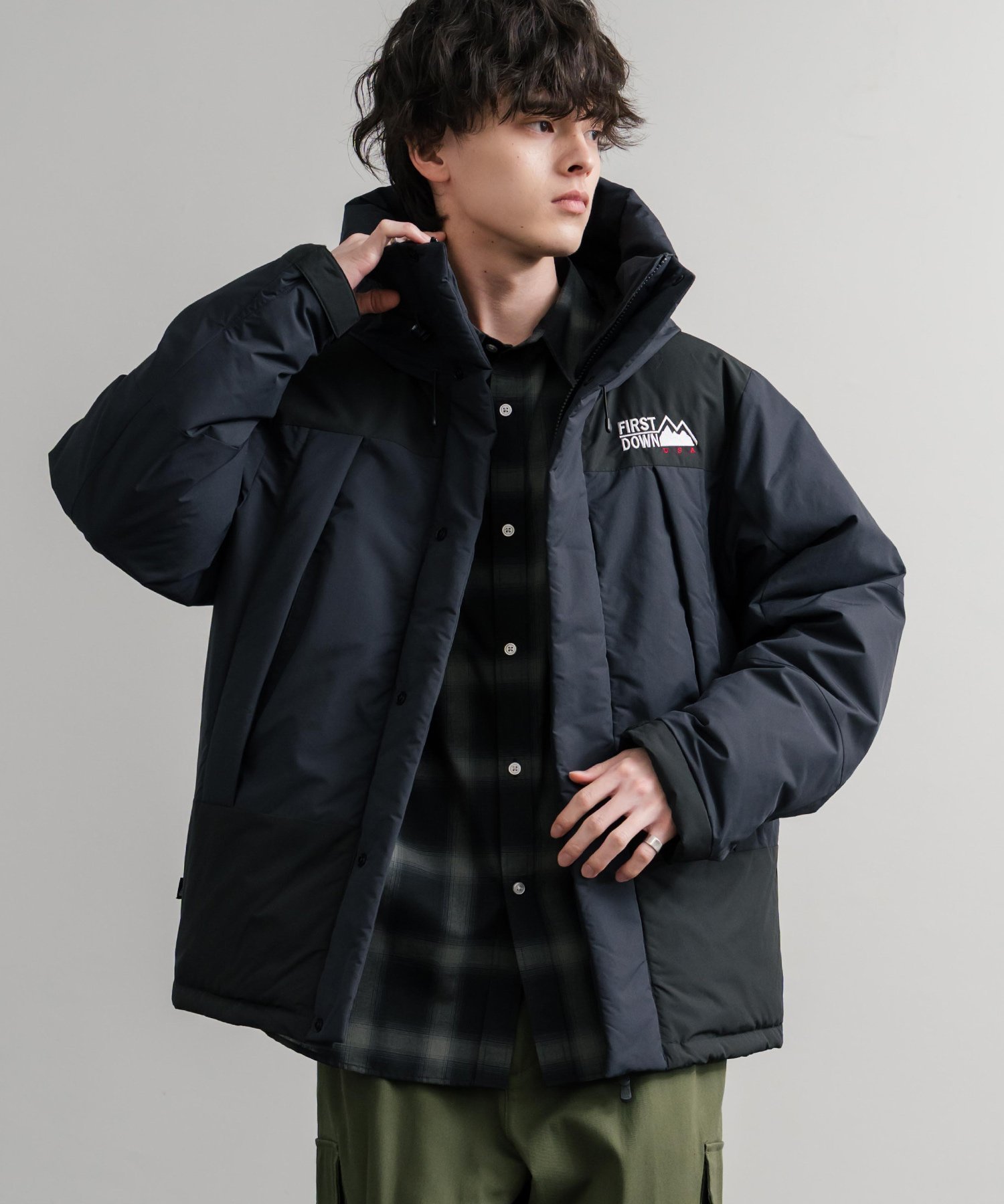 【ロッキーモンロー/Rocky Monroe】のFIRST DOWN WRAP DOWN PARKA DICROS MAURI インテリア・キッズ・メンズ・レディースファッション・服の通販 founy(ファニー) 　ファッション　Fashion　レディースファッション　Fashion for Women　アウトドア　Outdoor Clothing　コレクション　Collection, Seasonal Line　ジップ　Zip, Zipper　スポーツ　Sports, Activewear　ダウン　Down, Puffer　ドローコード　Drawcord, Drawstring Cord　フィット　Fit, Slim Fit　フェザー　Feather, Feather Detail　フロント　Front, Front Design　ポケット　Pocket, Pocket Detail　防寒　Cold Protection, Winter-Ready　再入荷　Restock / Back in Stock　75.ネイビー|ID: prp329100004816573 ipo3291000000034985465