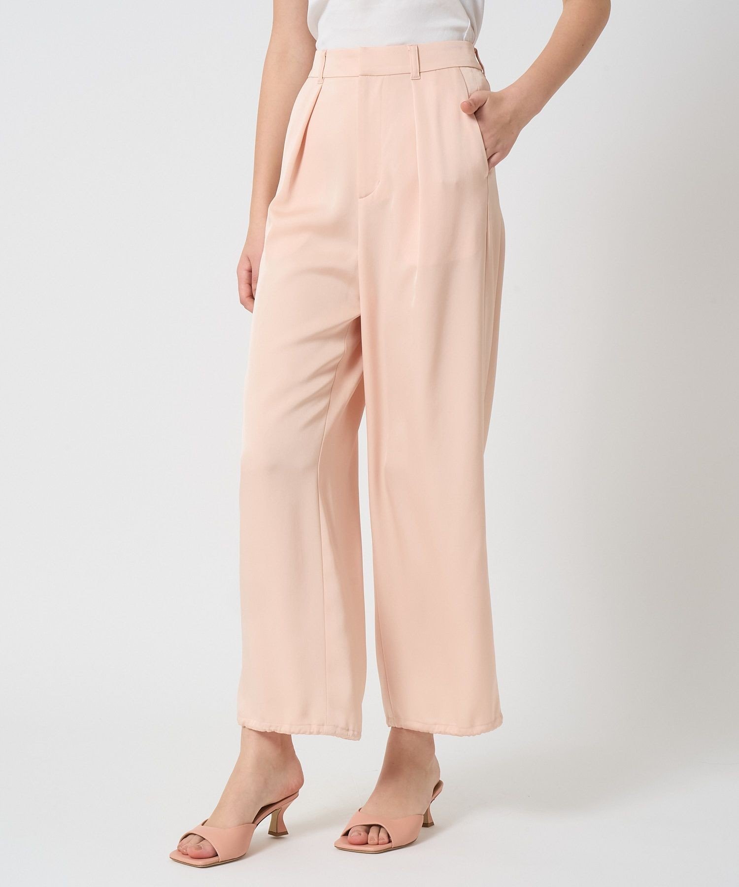 【アナイ/ANAYI】の【セットアップ対応商品】ストレッチサテンワークパンツ インテリア・キッズ・メンズ・レディースファッション・服の通販 founy(ファニー) 　ファッション　Fashion　レディースファッション　Fashion for Women　セットアップ　Matching Sets　レディースパンツ・ボトムス　Pants & Trousers / Bottoms　キャミソール　Camisole, Spaghetti Strap Top　サテン　Satin, Glossy Fabric　ストレッチ　Stretch, Stretchy Fabric　ストレート　Straight, Straight Cut　スピンドル　Spindle, Drawcord　スマート　Smart, Elegant　セットアップ　Set-Up, Coordinated Outfit　雑誌　Magazine, Fashion Magazine　ダブル　Double, Double-Breasted　フロント　Front, Front Design　ワーク　Workwear, Utility Style　S/S・春夏　SS, Spring/Summer, Warm Season　再入荷　Restock / Back in Stock　夏　Summer　エレガント 上品　Elegant　coral|ID: prp329100004816574 ipo3291000000034985463