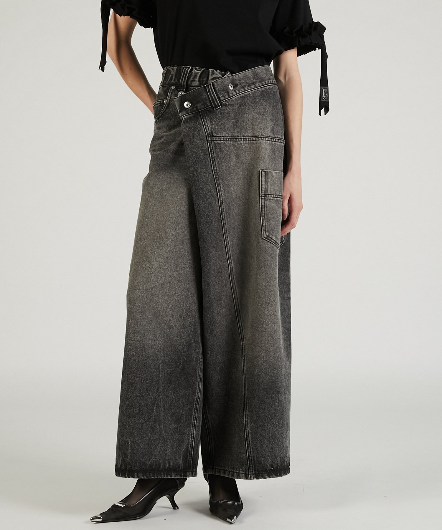 【プランク プロジェクト/PRANK PROJECT】のディフォームバギーデニムパンツ 人気、トレンドファッション・服の通販 founy(ファニー) 　ファッション　Fashion　レディースファッション　Fashion for Women　パンツ　Pants & Trousers　デニムパンツ・ジーンズ・美脚デニム　Denim Jeans & Pants　スタンダード　Standard, Basic　デニム　Denim, Jeans Material　フロント　Front, Front Design　ヴィンテージ　Vintage Style　 other-1|ID: prp329100004816575 ipo3291000000034985471