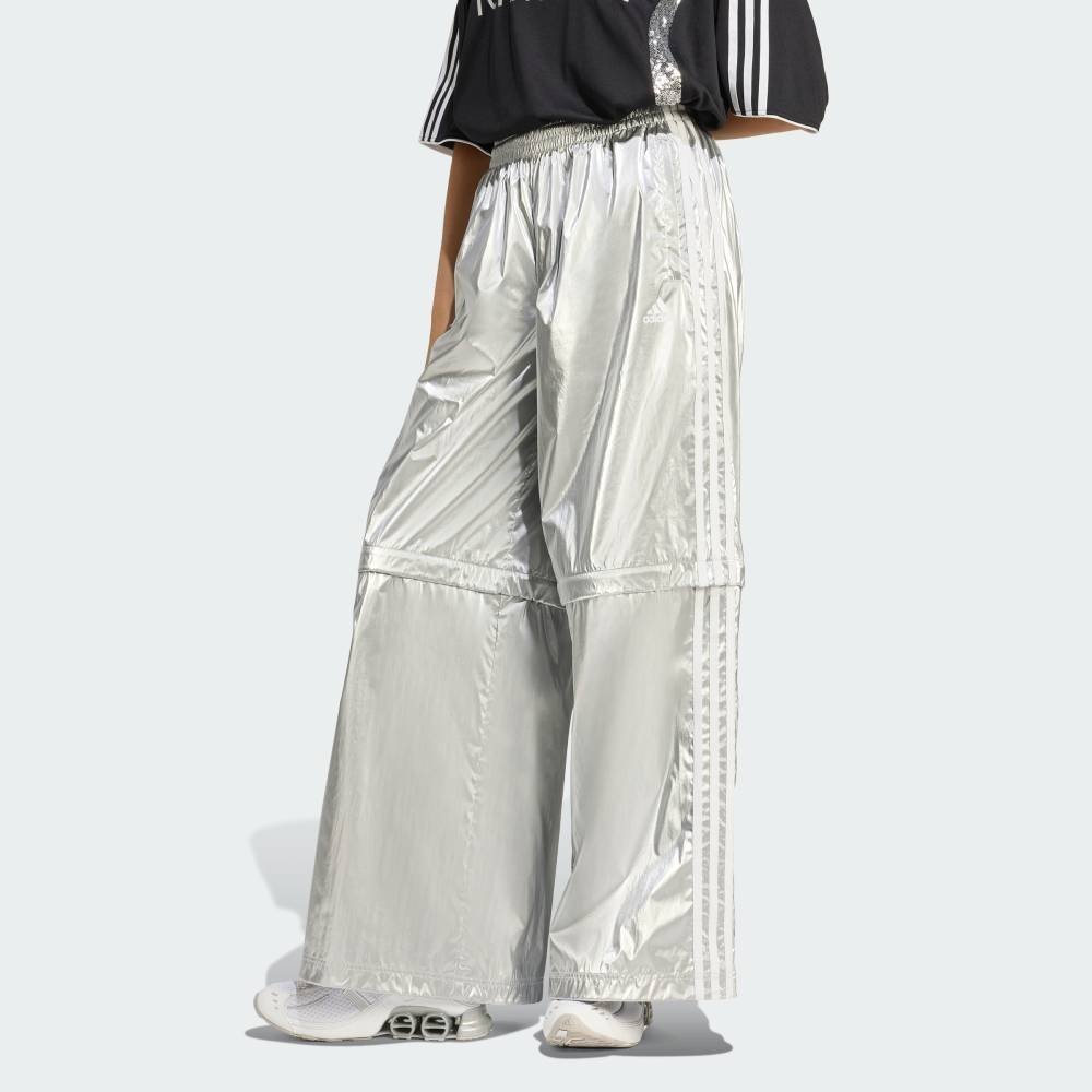 【アディダス/adidas】の【公式】アディダス adidas Adilenium シーズン 4 Teamgeist オーバーサイズ シルバー トラックパンツ 人気、トレンドファッション・服の通販 founy(ファニー) 　ファッション　Fashion　レディースファッション　Fashion for Women　パンツ　Pants & Trousers　クラシック　Classic, Timeless Style　グラフィック　Graphic, Graphic Design　サッカー　Seersucker, Summer Fabric　シルバー　Silver, Metallic Silver　スタイリッシュ　Stylish, Fashionable　スポーツ　Sports, Activewear　 other-1|ID: prp329100004816610 ipo3291000000034985741
