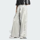 【アディダス/adidas】の【公式】アディダス adidas Adilenium シーズン 4 Teamgeist オーバーサイズ シルバー トラックパンツ 人気、トレンドファッション・服の通販 founy(ファニー) ファッション Fashion レディースファッション Fashion for Women パンツ Pants & Trousers クラシック Classic, Timeless Style グラフィック Graphic, Graphic Design サッカー Seersucker, Summer Fabric シルバー Silver, Metallic Silver スタイリッシュ Stylish, Fashionable スポーツ Sports, Activewear thumbnail シルバー|ID: prp329100004816610 ipo3291000000034985742