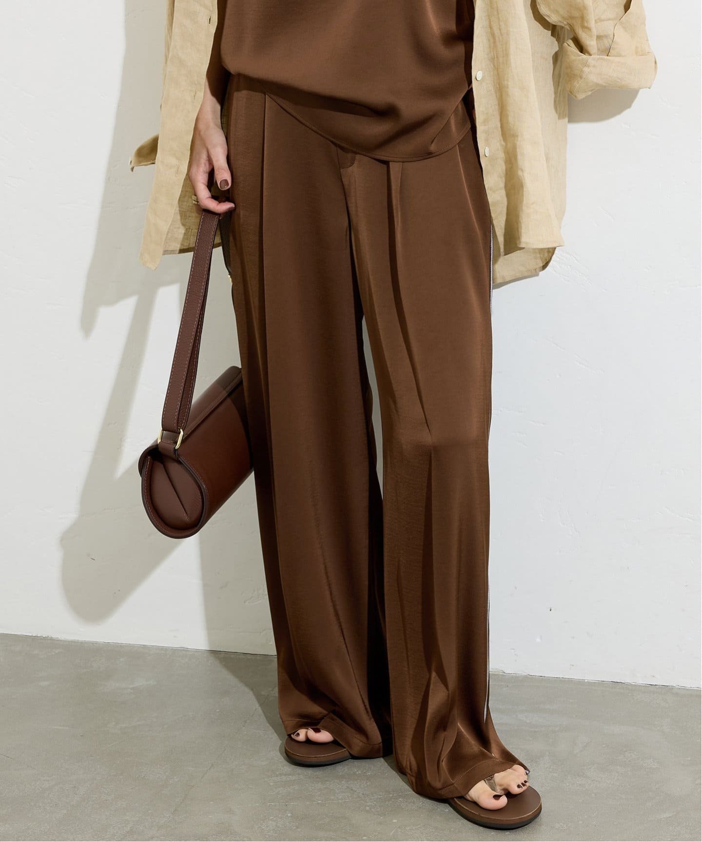 【ジャーナルスタンダード/JOURNAL STANDARD】の《追加》【 FUNCTION】【接触冷感/洗える】マットサテンワイドパンツ インテリア・キッズ・メンズ・レディースファッション・服の通販 founy(ファニー) 　ファッション　Fashion　レディースファッション　Fashion for Women　パンツ　Pants & Trousers　2025年　2025　2025-2026秋冬・A/W　Autumn/Winter 2025–26 AW25–26　おすすめ　Recommended / Our Picks　ウォッシャブル　Machine Washable　キャミソール　Camisole, Spaghetti Strap Top　サテン　Satin, Glossy Fabric　ジャケット　Jacket, Outerwear　吸水　Absorbent, Quick-Dry　夏　Summer　春　Spring　S/S・春夏　SS, Spring/Summer, Warm Season　洗える　Machine Washable　ブラウン|ID: prp329100004816614 ipo3291000000034985776