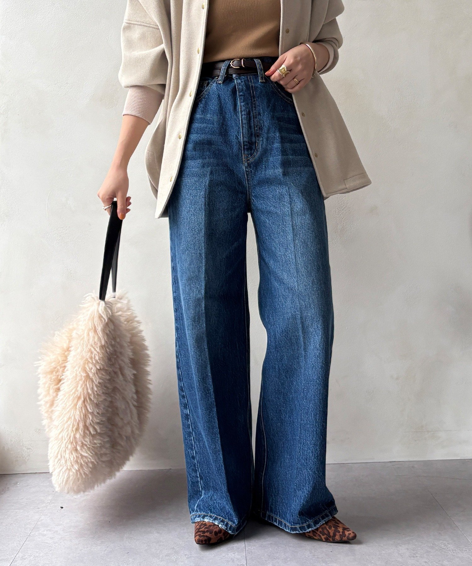 【ドゥドゥ/DouDou】の【完売カラー再追加!】ハイウエストダブルボタンデニム インテリア・キッズ・メンズ・レディースファッション・服の通販 founy(ファニー) 　ファッション　Fashion　レディースファッション　Fashion for Women　カットソー　Cut and Sewn Top　ストレート　Straight, Straight Cut　スマート　Smart, Elegant　センター　Center, Center Line　ダブル　Double, Double-Breasted　デニム　Denim, Jeans Material　バランス　Balance, Style Balance　フロント　Front, Front Design　ベーシック　Basic, Essential　ワイド　Wide, Wide Fit　A/W・秋冬　Autumn/Winter　冬　Winter / This Winter　再入荷　Restock / Back in Stock　2025年　2025　2025-2026秋冬・A/W　Autumn/Winter 2025–26 AW25–26　ブルー|ID: prp329100004816629 ipo3291000000034985893