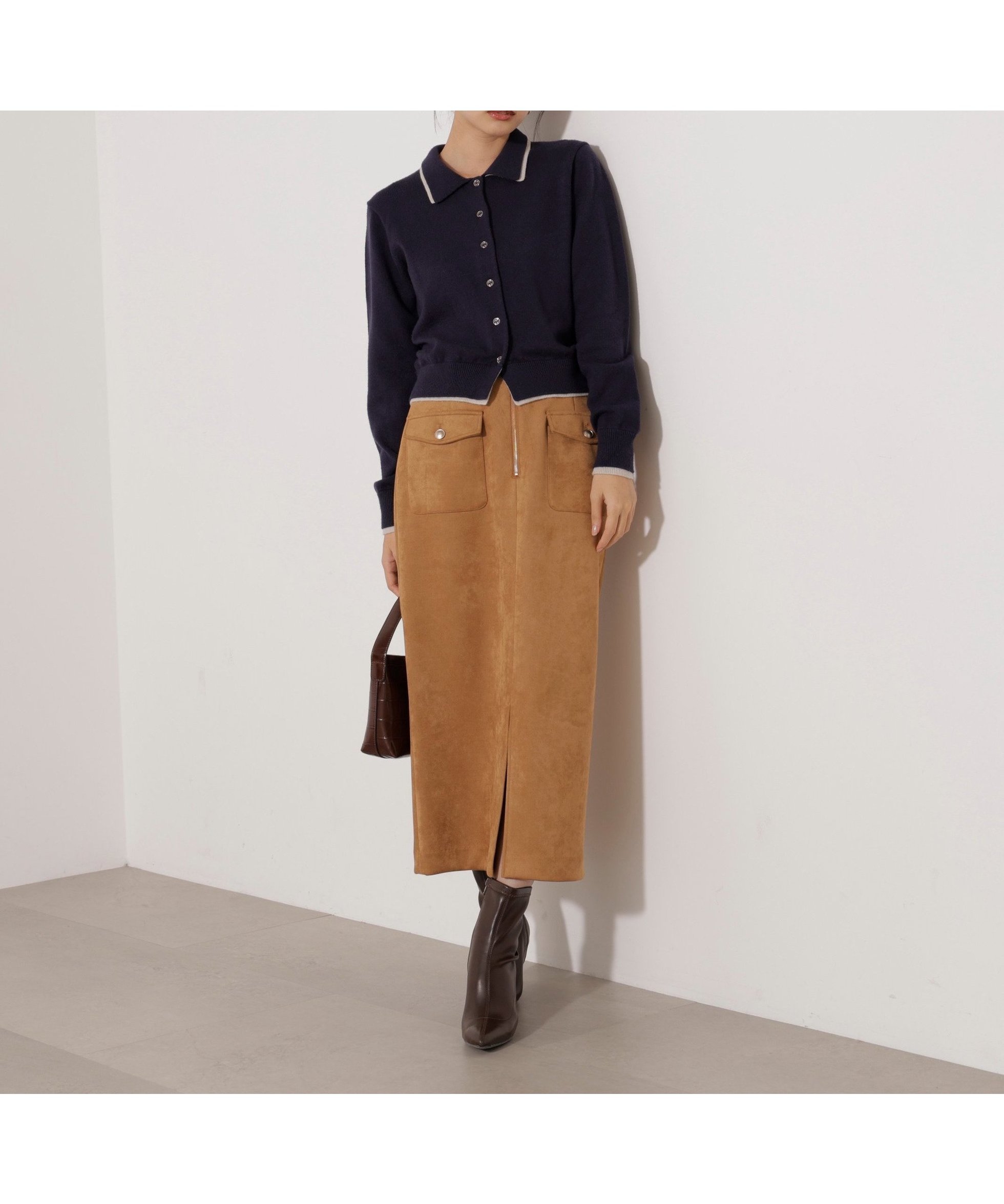 【プロポーション ボディドレッシング/PROPORTION BODY DRESSING】のダンボールフェイクスエードタイトスカート 25AW インテリア・キッズ・メンズ・レディースファッション・服の通販 founy(ファニー) 　ファッション　Fashion　レディースファッション　Fashion for Women　スカート　Skirts　2025年　2025　2025-2026秋冬・A/W　Autumn/Winter 2025–26 AW25–26　スリット　Slit, Slit Detail　タイトスカート　Pencil Skirt, Tight Skirt　フロント　Front, Front Design　キャメル1|ID: prp329100004816747 ipo3291000000034986952