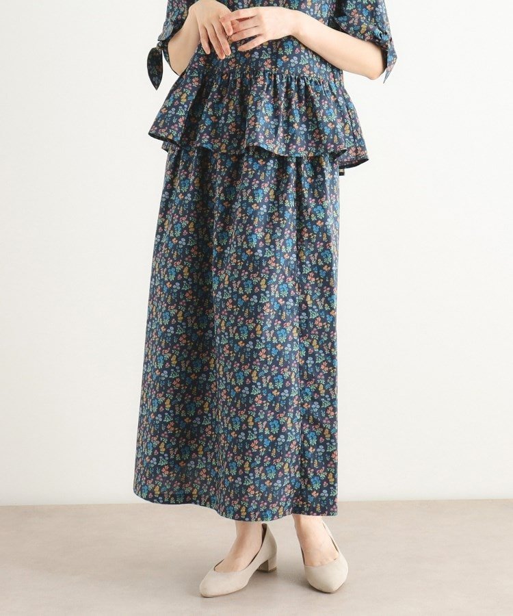 【ローラアシュレイ/LAURA ASHLEY】の【洗える/コットン100%/ウエストゴム/同柄アイテムあり】ウズマ柄スカート インテリア・キッズ・メンズ・レディースファッション・服の通販 founy(ファニー) 　ファッション　Fashion　レディースファッション　Fashion for Women　スカート　Skirts　おすすめ　Recommended / Our Picks　カラフル　Colorful Design　シンプル　Simple, Minimal　スマート　Smart, Elegant　セットアップ　Set-Up, Coordinated Outfit　ポケット　Pocket, Pocket Detail　洗える　Machine Washable　ネイビー|ID: prp329100004816748 ipo3291000000034986967