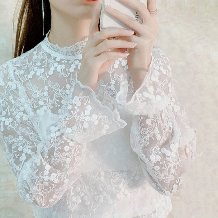 【ミニミニストア/miniministore】の花柄刺しゅうレースブラウス長袖レディース インテリア・キッズ・メンズ・レディースファッション・服の通販 founy(ファニー) https://founy.com/ ファッション Fashion レディースファッション Fashion for Women トップス・カットソー Cut & Sew Tops シャツ・ブラウス・オフィスカジュアル Elegant Blouses & Button-Ups 花柄・フラワープリント・モチーフ Floral Prints & Motifs / Flower Pattern Tops インナー Innerwear カーディガン Cardigan, Knitwear キャミソール Camisole, Spaghetti Strap Top セーター Sweater, Knitwear ハイネック High Neck, Mock Neck フェミニン Feminine, Girly レース Lace, Lace Fabric 長袖 Long Sleeve, Full Sleeve |ID: prp329100004816756 ipo3291000000034987043