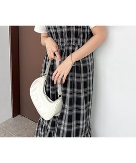 【アンドミー/andme】のチェック柄 ティアード ロング キャミ ワンピース 人気、トレンドファッション・服の通販 founy(ファニー) ファッション Fashion レディースファッション Fashion for Women ワンピース Dresses キャミソールワンピース Camisole Dresses インナー Innerwear キャミ Camisole, Cami Top キャミワンピース Cami Dress, Slip Dress ギンガム Gingham, Gingham Fabric シャーリング Shirring, Ruched チェック Check, Plaid, Tartan ティアード Tiered, Tiered Style フェミニン Feminine, Girly モノトーン Monotone, Black and White ロング Long, Long-Length おすすめ Recommended / Our Picks |ID:prp329100004816761