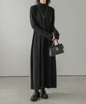 【ラジュール/Lajour】のハイネックニットワンピース 人気、トレンドファッション・服の通販 founy(ファニー) ファッション Fashion レディースファッション Fashion for Women ワンピース Dresses ニットワンピース Knit Dresses おすすめ Recommended / Our Picks お家時間・ステイホーム Stay Home / At Home シンプル Simple, Minimal スリット Slit, Slit Detail センター Center, Center Line ハイネック High Neck, Mock Neck リラックス Relax, Relaxed Fit ロング Long, Long-Length エレガント 上品 Elegant 切替 Switching, Contrast Panel |ID:prp329100004816765