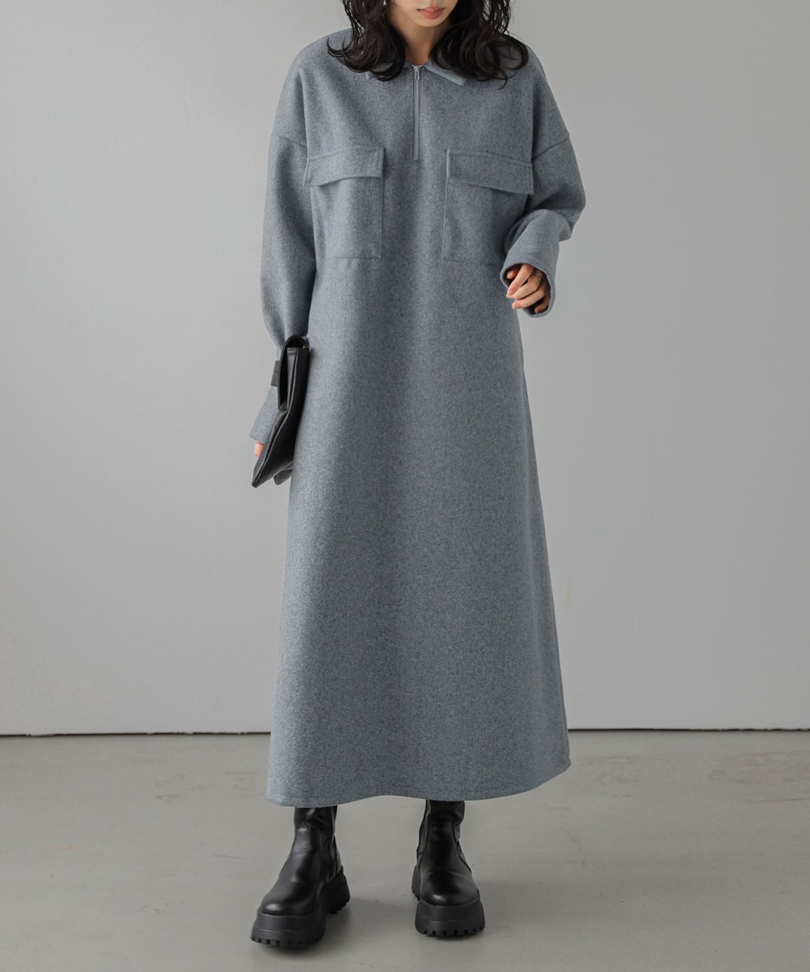 【ラジュール/Lajour】のハーフジップ ワンピース インテリア・キッズ・メンズ・レディースファッション・服の通販 founy(ファニー) 　ファッション　Fashion　レディースファッション　Fashion for Women　ワンピース　Dresses　インナー　Innerwear　ジップ　Zip, Zipper　スリット　Slit, Slit Detail　タートルネック　Turtleneck, High Neck　トレンド　Trend, Trending Now　パッチ　Patch, Appliqué　フロント　Front, Front Design　ポケット　Pocket, Pocket Detail　グレー|ID: prp329100004816772 ipo3291000000034987203