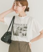 【アイテムズアーバンリサーチ/ITEMS URBAN RESEARCH】のフォトプリントTシャツ 人気、トレンドファッション・服の通販 founy(ファニー) ファッション Fashion レディースファッション Fashion for Women トップス・カットソー Cut & Sew Tops シャツ・ブラウス・オフィスカジュアル Elegant Blouses & Button-Ups ロングTシャツ・Tシャツ Longline T-Shirts & Tees 2025年 2025 2025春夏・S/S Spring/Summer 2025 SS25 インナー Innerwear キャミワンピース Cami Dress, Slip Dress ジャケット Jacket, Outerwear プリント Print, Printed Pattern モノトーン Monotone, Black and White 夏 Summer S/S・春夏 SS, Spring/Summer, Warm Season thumbnail WHT2|ID: prp329100004816845 ipo3291000000034987834