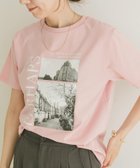 【アイテムズアーバンリサーチ/ITEMS URBAN RESEARCH】のフォトプリントTシャツ 人気、トレンドファッション・服の通販 founy(ファニー) ファッション Fashion レディースファッション Fashion for Women トップス・カットソー Cut & Sew Tops シャツ・ブラウス・オフィスカジュアル Elegant Blouses & Button-Ups ロングTシャツ・Tシャツ Longline T-Shirts & Tees 2025年 2025 2025春夏・S/S Spring/Summer 2025 SS25 インナー Innerwear キャミワンピース Cami Dress, Slip Dress ジャケット Jacket, Outerwear プリント Print, Printed Pattern モノトーン Monotone, Black and White 夏 Summer S/S・春夏 SS, Spring/Summer, Warm Season thumbnail PNK|ID: prp329100004816845 ipo3291000000034987835