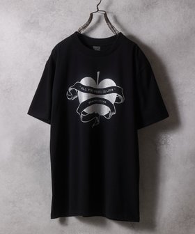 【ナンバー/Number】のNUMBER (9)INE GLITTER PRINTED T-SHIRT 人気、トレンドファッション・服の通販 founy(ファニー) ファッション Fashion レディースファッション Fashion for Women トップス・カットソー Cut & Sew Tops シャツ・ブラウス・オフィスカジュアル Elegant Blouses & Button-Ups ロングTシャツ・Tシャツ Longline T-Shirts & Tees インナー Innerwear グラフィック Graphic, Graphic Design サンダル Sandals, Summer Shoes ショート Short, Short Length シルバー Silver, Metallic Silver ジャケット Jacket, Outerwear スタイリッシュ Stylish, Fashionable スポーツ Sports, Activewear スラックス Slacks, Dress Pants セットアップ Set-Up, Coordinated Outfit デニム Denim, Jeans Material 定番 Standard, Basic Item バランス Balance, Style Balance パターン Pattern, Design Print プリント Print, Printed Pattern ベスト Vest, Waistcoat ベーシック Basic, Essential メタル Metal, Metal Parts ワイド Wide, Wide Fit 夏 Summer |ID:prp329100004817334