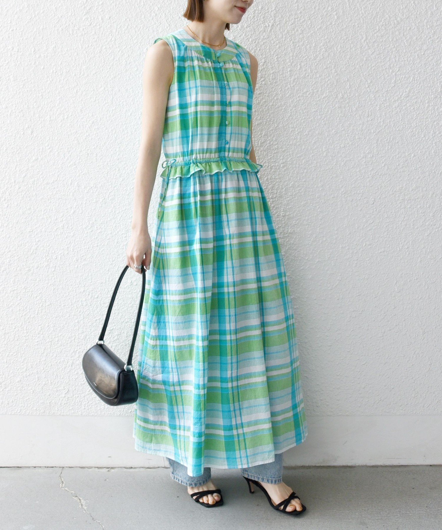 【シップス フォー ウィメン/SHIPS】のSHIPS any 洗濯機可能 マドラス チェック ノースリーブ ワンピース インテリア・キッズ・メンズ・レディースファッション・服の通販 founy(ファニー) 　ファッション　Fashion　レディースファッション　Fashion for Women　ワンピース　Dresses　オレンジ　Orange　春　Spring　洗える　Machine Washable　サマー　Summer, Summer Style　シューズ　Shoes, Footwear　チェック　Check, Plaid, Tartan　チャーム　Charm, Pendant　デニム　Denim, Jeans Material　定番　Standard, Basic Item　ノースリーブ　Sleeveless, No-Sleeve　フラット　Flat, Flat Shoes　フリル　Frill, Ruffle　リゾート　Resort, Vacation Style　リボン　Ribbon, Bow　リラックス　Relax, Relaxed Fit　S/S・春夏　SS, Spring/Summer, Warm Season　おすすめ　Recommended / Our Picks　夏　Summer　2025年　2025　2025春夏・S/S　Spring/Summer 2025 SS25　ライトグリーン|ID: prp329100004817355 ipo3291000000034994040