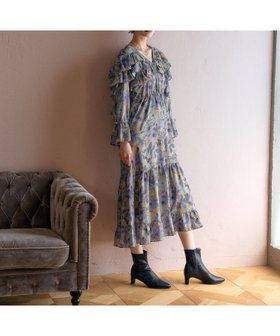 【ミスティ ウーマン/mysty woman】のアンティークフラワープリントワンピース 人気、トレンドファッション・服の通販 founy(ファニー) ファッション Fashion レディースファッション Fashion for Women ワンピース Dresses カーディガン Cardigan, Knitwear ダウン Down, Puffer デニム Denim, Jeans Material フリル Frill, Ruffle プリント Print, Printed Pattern 定番 Standard, Basic Item A/W・秋冬 Autumn/Winter 羽織 Haori, Light Jacket |ID:prp329100004817377