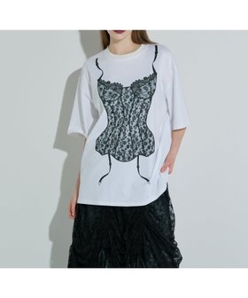 【ロイヤルフラッシュ/ROYAL FLASH】のANNA SUI NYC/アナ スイ エヌワイシー/ランジェリープリントBIG Tシャツ 人気、トレンドファッション・服の通販 founy(ファニー) ファッション Fashion レディースファッション Fashion for Women 下着・ランジェリー Lingerie & Intimates その他ランジェリー・インナーアイテム Other Lingerie / Intimates コルセット Corset, Bustier コレクション Collection, Seasonal Line シェイプ Shape, Slim Fit ジャケット Jacket, Outerwear スマート Smart, Elegant ニューヨーク New York, NYC Style ビッグ Big, Oversized プリント Print, Printed Pattern モチーフ Motif, Design Theme ランジェリー Lingerie, Intimate Wear レース Lace, Lace Fabric |ID:prp329100004817469