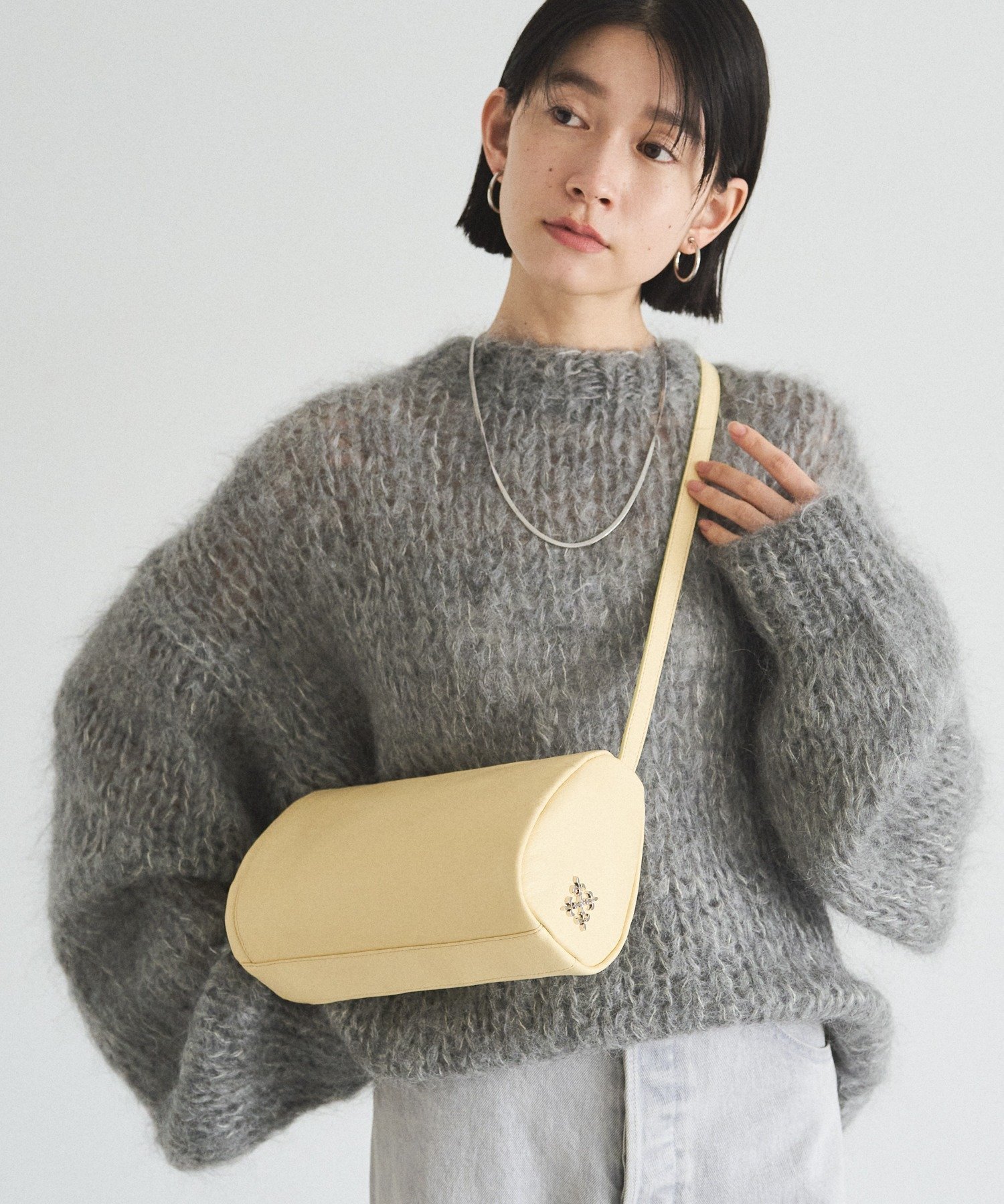 【ラシット/russet】のソフトレザーロールショルダーバッグ インテリア・キッズ・メンズ・レディースファッション・服の通販 founy(ファニー) 　ファッション　Fashion　レディースファッション　Fashion for Women　バッグ　Bags　イエロー　Yellow　春　Spring　ショルダー　Shoulder, Shoulder Strap　シルバー　Silver, Metallic Silver　シンプル　Simple, Minimal　デニム　Denim, Jeans Material　バランス　Balance, Style Balance　フォルム　Silhouette, Form　プレート　Plate, Dish　ベーシック　Basic, Essential　ポケット　Pocket, Pocket Detail　ラップ　Wrap, Wrap Design　A/W・秋冬　Autumn/Winter　S/S・春夏　SS, Spring/Summer, Warm Season　日本製　Made In Japan　夏　Summer　エレガント 上品　Elegant　イエロー|ID: prp329100004817474 ipo3291000000034995520