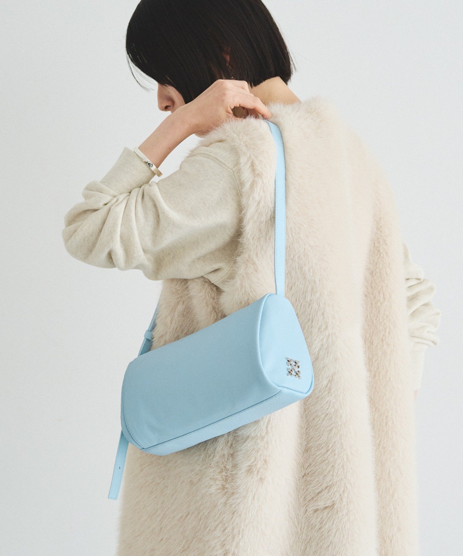 【ラシット/russet】のソフトレザーロールショルダーバッグ インテリア・キッズ・メンズ・レディースファッション・服の通販 founy(ファニー) 　ファッション　Fashion　レディースファッション　Fashion for Women　バッグ　Bags　イエロー　Yellow　春　Spring　ショルダー　Shoulder, Shoulder Strap　シルバー　Silver, Metallic Silver　シンプル　Simple, Minimal　デニム　Denim, Jeans Material　バランス　Balance, Style Balance　フォルム　Silhouette, Form　プレート　Plate, Dish　ベーシック　Basic, Essential　ポケット　Pocket, Pocket Detail　ラップ　Wrap, Wrap Design　A/W・秋冬　Autumn/Winter　S/S・春夏　SS, Spring/Summer, Warm Season　日本製　Made In Japan　夏　Summer　エレガント 上品　Elegant　サックスブルー|ID: prp329100004817474 ipo3291000000034995522