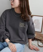 【ディスコート/Discoat】の【WEB限定】3段ロゴ刺繍ショートスウェット 人気、トレンドファッション・服の通販 founy(ファニー) ファッション Fashion レディースファッション Fashion for Women トップス・カットソー Cut & Sew Tops レディースパーカー・カジュアルフーディー Casual Hoodies & Sweatshirts スウェット・クルーネックトップス Sweatshirts & Crewnecks / Relaxed Fit Sweat Tops thumbnail チャコールグレー|ID: prp329100004817528 ipo3291000000034996317