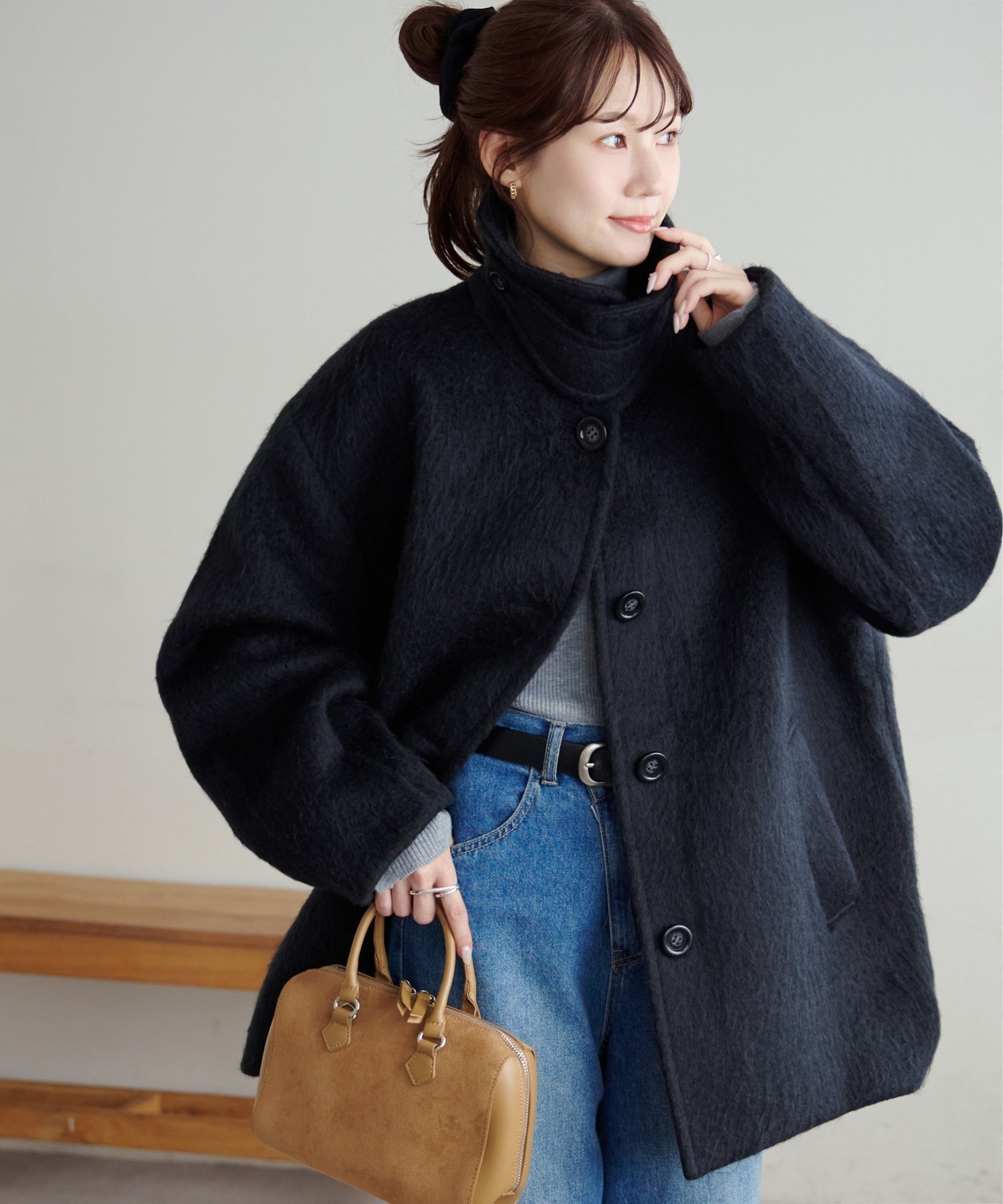 【ディスコート/Discoat】の【着こなしやすい】ステンカラーシャギーミドルコート インテリア・キッズ・メンズ・レディースファッション・服の通販 founy(ファニー) 　ファッション　Fashion　レディースファッション　Fashion for Women　アウター　Coat / Outerwear Collection　コート・ロングコート・ピーコート　Long Coats, Peacoats & More　シンプル　Simple, Minimal　スタンド　Stand Collar, Upright Stand　フォルム　Silhouette, Form　ミドル　Middle Length, Mid Height　エレガント 上品　Elegant　防寒　Cold Protection, Winter-Ready　チャコールグレー|ID: prp329100004817550 ipo3291000000034996552