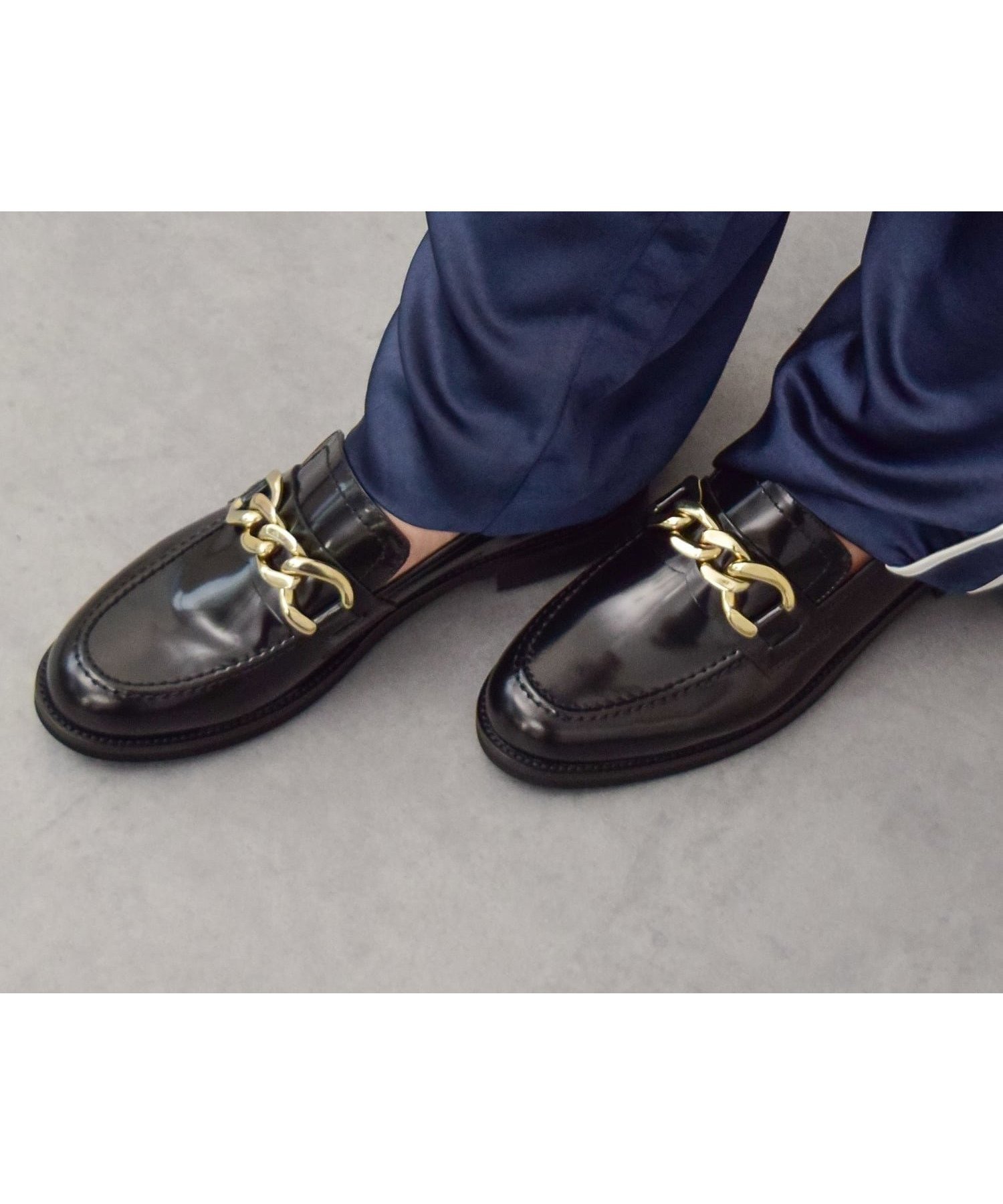 【インター ショシュール/INTER-CHAUSSURES】の【Luca Grossi】ラウンドトウチェーンローファー インテリア・キッズ・メンズ・レディースファッション・服の通販 founy(ファニー) 　ファッション　Fashion　レディースファッション　Fashion for Women　チェーン　Chain, Chain Strap　トレンド　Trend, Trending Now　BL|ID: prp329100004817583 ipo3291000000034996963