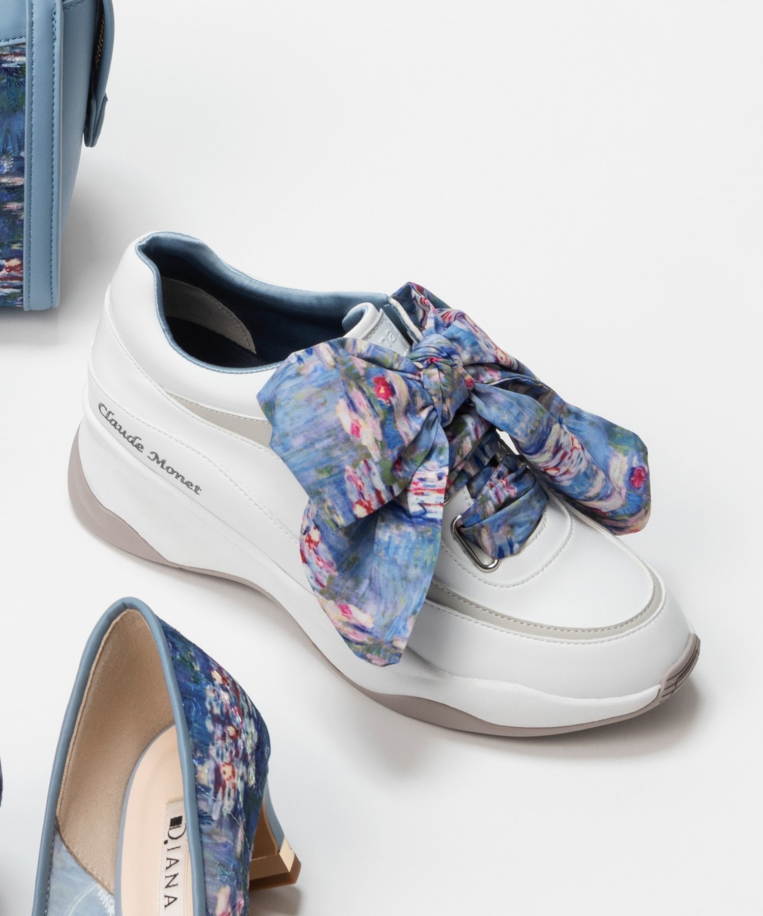 【プラスダイアナ/plus diana】の【#絵画シリーズ】ヒールアップダッドスニーカー インテリア・キッズ・メンズ・レディースファッション・服の通販 founy(ファニー) 　ファッション　Fashion　レディースファッション　Fashion for Women　インソール　Shoe Insole　クッション　Cushion, Throw Pillow　シューズ　Shoes, Footwear　スカーフ　Scarf, Neckwear　スニーカー　Sneakers, Trainers　スマート　Smart, Elegant　プリント　Print, Printed Pattern　モチーフ　Motif, Design Theme　ラバー　Rubber, Rubber Sole　リボン　Ribbon, Bow　レース　Lace, Lace Fabric　再入荷　Restock / Back in Stock　新作・新入荷　New Arrivals / New In　白人工スムース|ID: prp329100004817620 ipo3291000000034997451