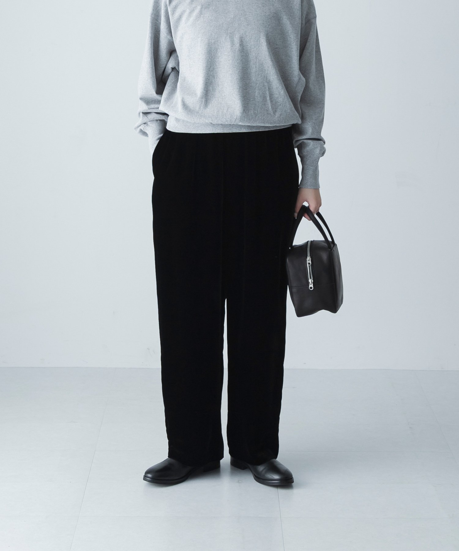 【かぐれ/kagure / URBAN RESEARCH】のレーヨンシルクベルベットパンツ 人気、トレンドファッション・服の通販 founy(ファニー) 　ファッション　Fashion　レディースファッション　Fashion for Women　パンツ　Pants & Trousers　オケージョン　Occasion Wear　シルク　Silk, 100% Silk　ストレート　Straight, Straight Cut　スニーカー　Sneakers, Trainers　セットアップ　Set-Up, Coordinated Outfit　ベルベット　Velvet, Velvety　ポケット　Pocket, Pocket Detail　レギンス　Leggings, Stretch Pants　S/S・春夏　SS, Spring/Summer, Warm Season　おすすめ　Recommended / Our Picks　夏　Summer　エレガント 上品　Elegant　2026年　2026　 other-1|ID: prp329100004817644 ipo3291000000034997840