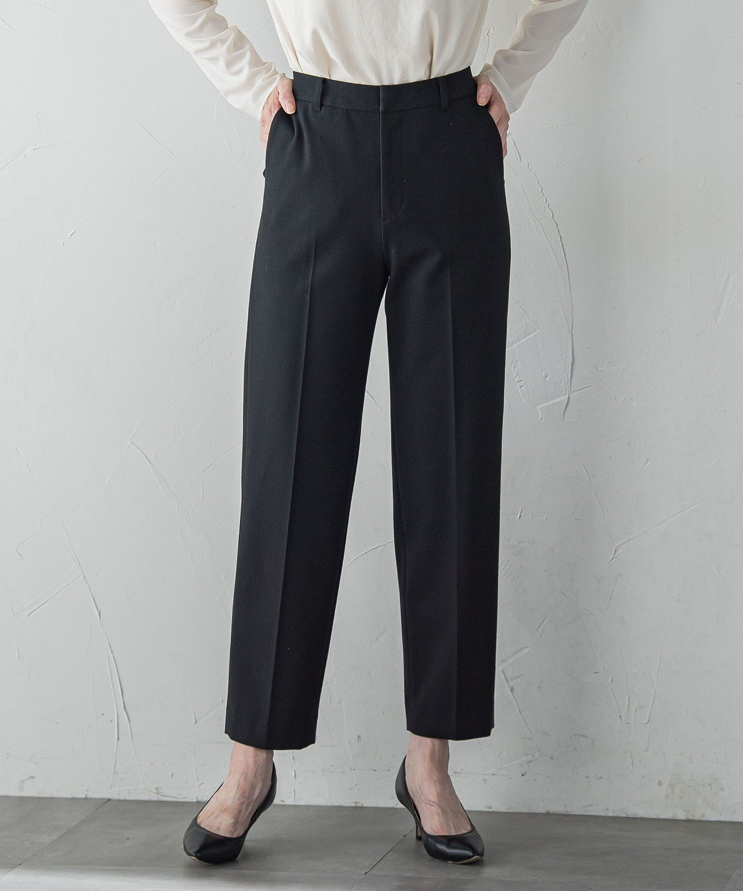 【ラ エフ/Laf…】のピクシエスタストレートパンツ≪洗濯機で洗える≫ インテリア・キッズ・メンズ・レディースファッション・服の通販 founy(ファニー) 　ファッション　Fashion　レディースファッション　Fashion for Women　パンツ　Pants & Trousers　洗える　Machine Washable　秋　Autumn　ストレッチ　Stretch, Stretchy Fabric　ストレート　Straight, Straight Cut　センター　Center, Center Line　ピーチ　Peach, Soft Touch　A/W・秋冬　Autumn/Winter　エレガント 上品　Elegant　2025年　2025　2025-2026秋冬・A/W　Autumn/Winter 2025–26 AW25–26　ブラック|ID: prp329100004817657 ipo3291000000034997970