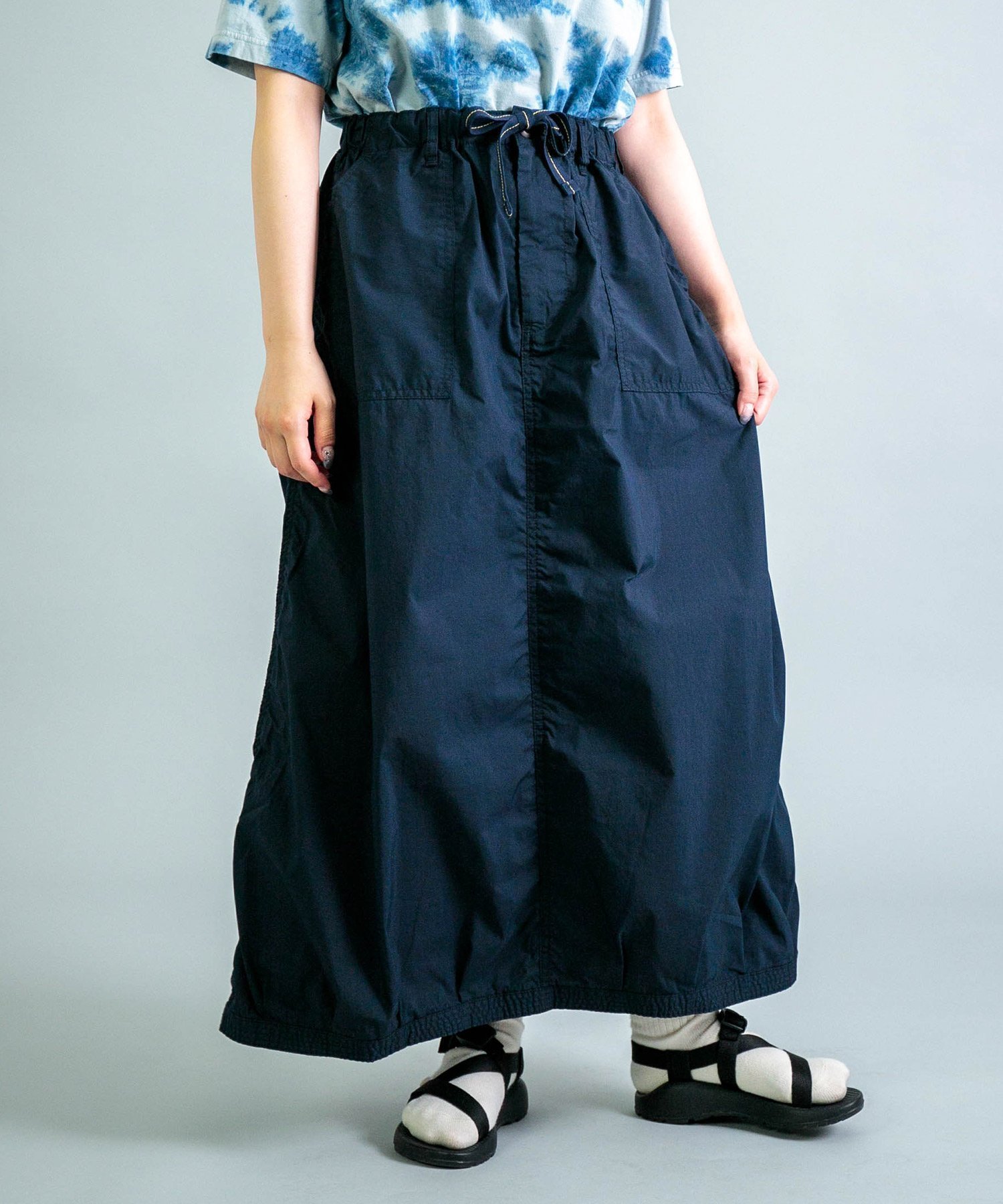 【ドミンゴ/DOMINGO】のNCウェザークロス パラシュートベーカースカート インテリア・キッズ・メンズ・レディースファッション・服の通販 founy(ファニー) 　ファッション　Fashion　レディースファッション　Fashion for Women　スカート　Skirts　ソックス　Socks, Hosiery　ドローコード　Drawcord, Drawstring Cord　バランス　Balance, Style Balance　バルーン　Balloon, Balloon Silhouette　フォルム　Silhouette, Form　マキシ　Maxi, Full Length　リラックス　Relax, Relaxed Fit　夏　Summer　ネイビー|ID: prp329100004817677 ipo3291000000034998183