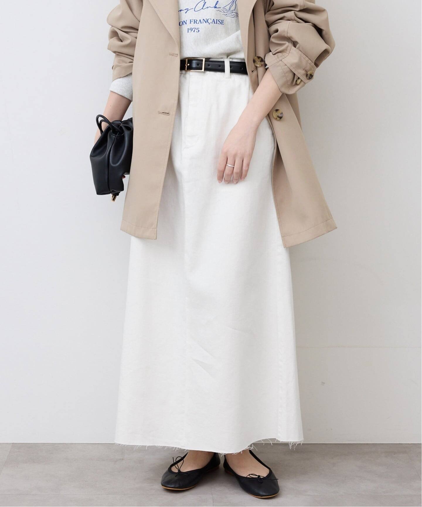 【スローブ イエナ/SLOBE IENA】のLE DENIM BOXY TUCK デニムスカート インテリア・キッズ・メンズ・レディースファッション・服の通販 founy(ファニー) 　ファッション　Fashion　レディースファッション　Fashion for Women　スカート　Skirts　デニムスカート・カジュアルスカート　Denim Skirts　2026年　2026　インディゴ　Indigo Denim　カットソー　Cut and Sewn Top　デニム　Denim, Jeans Material　トレンド　Trend, Trending Now　リラックス　Relax, Relaxed Fit　ループ　Loop, Loop Knit　春　Spring　ホワイト|ID: prp329100004817685 ipo3291000000034998277