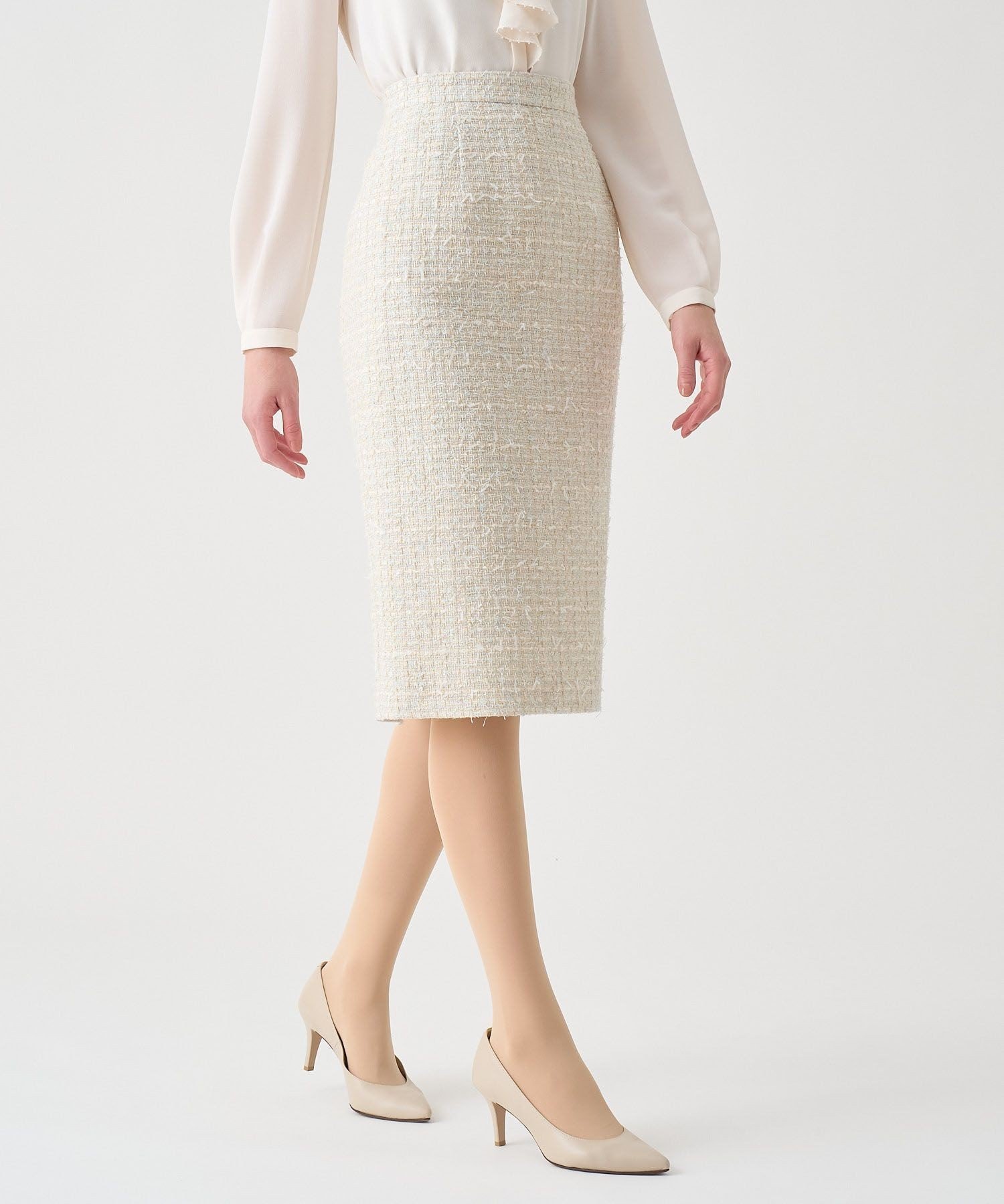 【アナイ/ANAYI】の【Eternal Line 2026】ミックスツイードタイト スカート インテリア・キッズ・メンズ・レディースファッション・服の通販 founy(ファニー) 　ファッション　Fashion　レディースファッション　Fashion for Women　スカート　Skirts　ジャケット　Jacket, Outerwear　スマート　Smart, Elegant　セットアップ　Set-Up, Coordinated Outfit　ツイード　Twill, Twill Weave　ネックレス　Necklace, Pendant Necklace　バランス　Balance, Style Balance　パール　Pearl, Pearl Accent　ブローチ　Brooch, Pin Brooch　ミックス　Mix, Mixed Style　再入荷　Restock / Back in Stock　エレガント 上品　Elegant　セレモニー　Ceremony　blue mix|ID: prp329100004817690 ipo3291000000034998352