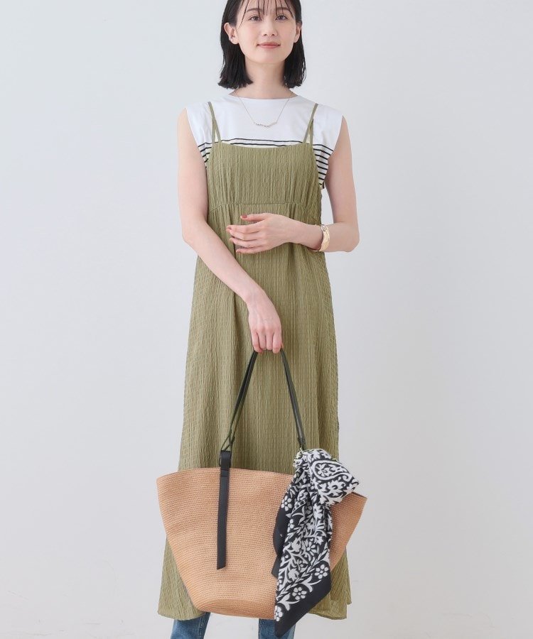 【インディヴィ/INDIVI】の【洗える/凹凸素材】シャーリング調素材キャミワンピース インテリア・キッズ・メンズ・レディースファッション・服の通販 founy(ファニー) 　ファッション　Fashion　レディースファッション　Fashion for Women　ワンピース　Dresses　キャミソールワンピース　Camisole Dresses　おすすめ　Recommended / Our Picks　カーディガン　Cardigan, Knitwear　キャミワンピース　Cami Dress, Slip Dress　シャーリング　Shirring, Ruched　ジャケット　Jacket, Outerwear　ストレッチ　Stretch, Stretchy Fabric　スマート　Smart, Elegant　チェック　Check, Plaid, Tartan　デニム　Denim, Jeans Material　フレア　Flare, Flared　ポケット　Pocket, Pocket Detail　今季　This Season, Current Season　切替　Switching, Contrast Panel　夏　Summer　洗える　Machine Washable　オリーブグリーン|ID: prp329100004817796 ipo3291000000034999836