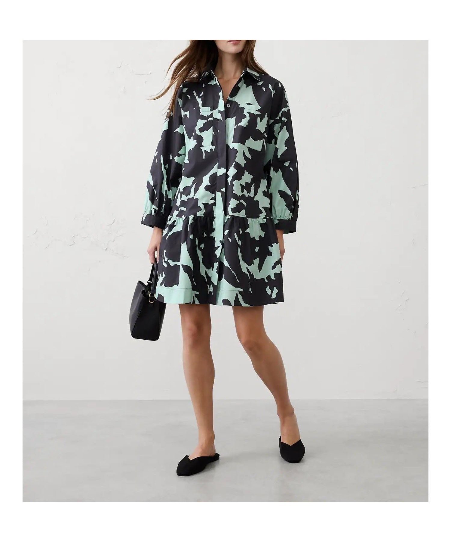 【バナナリパブリック ファクトリーストア/BANANA REPUBLIC FACTORY STORE】のBANANA REPUBLIC FACTORY STORE パフスリーブ ティアード ミニワンピース 人気、トレンドファッション・服の通販 founy(ファニー) 　ファッション　Fashion　レディースファッション　Fashion for Women　ワンピース　Dresses　スリーブ　Sleeve, Long Sleeve / Short Sleeve　ダウン　Down, Puffer　ティアード　Tiered, Tiered Style　プリント　Print, Printed Pattern　ポケット　Pocket, Pocket Detail　レギンス　Leggings, Stretch Pants　ロング　Long, Long-Length　 other-1|ID: prp329100004817849 ipo3291000000035000887