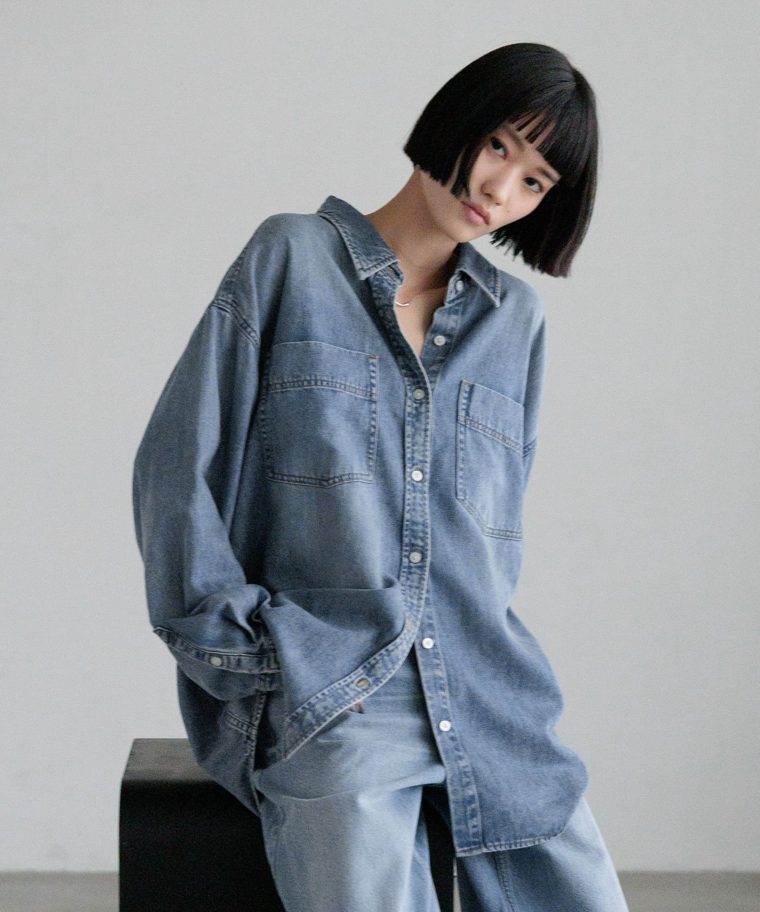 【ローリーズファーム/LOWRYS FARM】のアソートデニムBIGシャツ 人気、トレンドファッション・服の通販 founy(ファニー) 　ファッション　Fashion　レディースファッション　Fashion for Women　トップス・カットソー　Cut & Sew Tops　シャツ・ブラウス・オフィスカジュアル　Elegant Blouses & Button-Ups　デニム　Denim, Jeans Material　今季　This Season, Current Season　定番　Standard, Basic Item　春　Spring　羽織　Haori, Light Jacket　 other-1|ID: prp329100004817855 ipo3291000000035730640